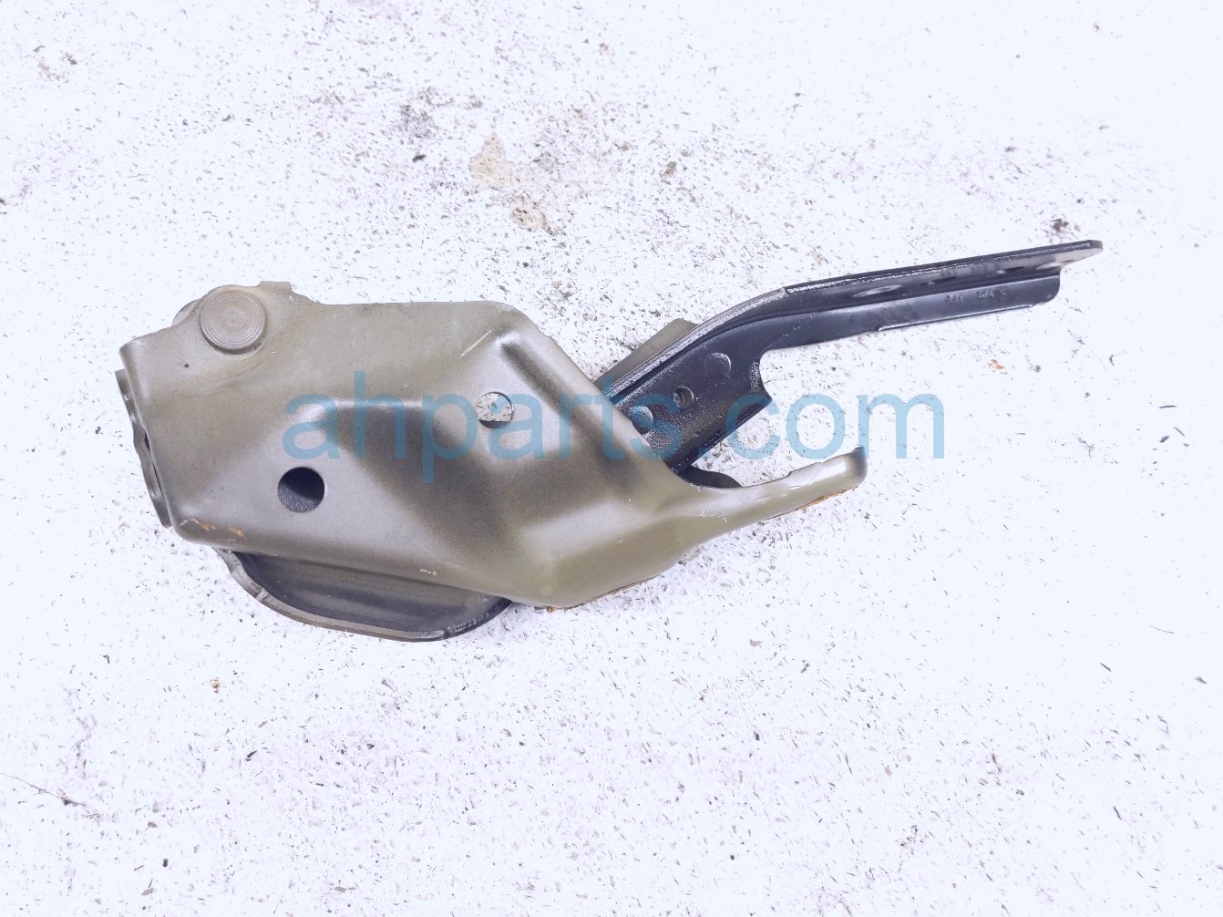 $75 Honda RH HOOD HINGE - BLACK