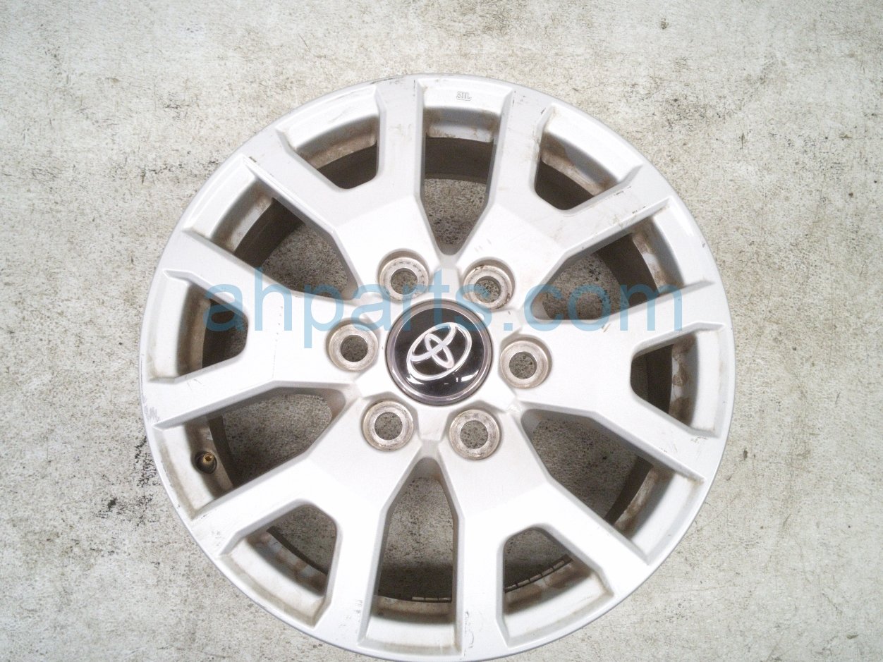 Toyota FR/RH WHEEL / RIM Toyota FR/RH WHEEL / RIM