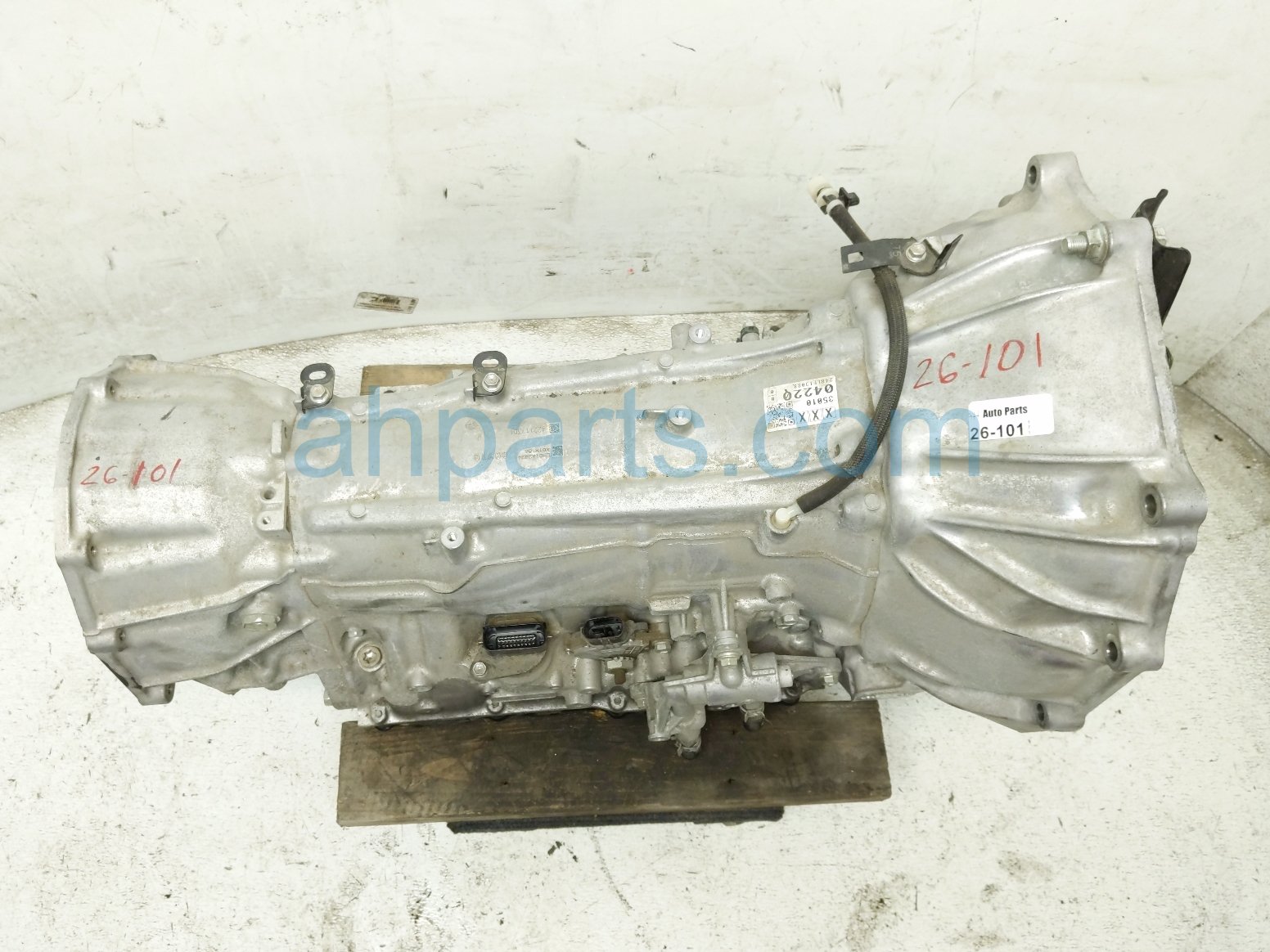 2024 Toyota Tacoma Automatic Transmission = 26k Mi 35010 04220 Replacement 2024 Toyota Tacoma Automatic Transmission = 26k Mi 35010 04220 Replacement thumbnail