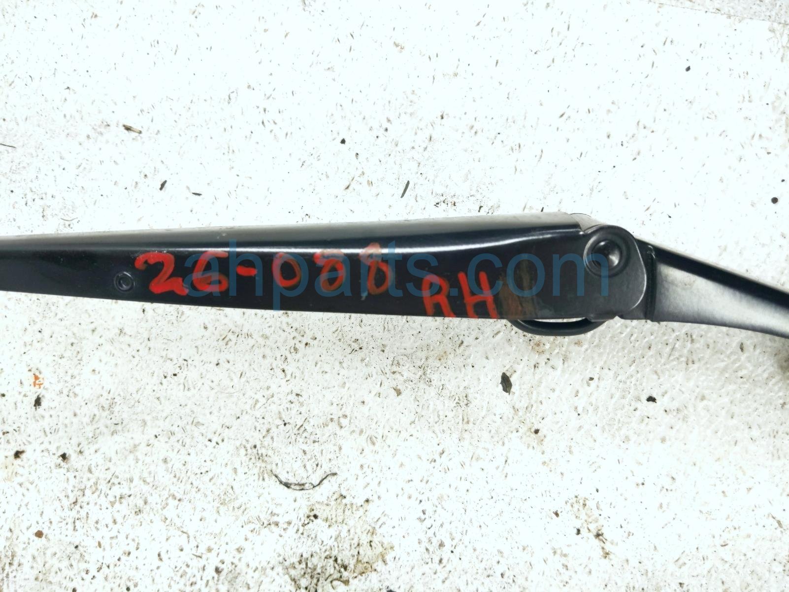 2022 Honda CR V Passenger Windshield Wiper Arm 76610 TLA A01 Replacement 2022 Honda CR V Passenger Windshield Wiper Arm 76610 TLA A01 Replacement thumbnail