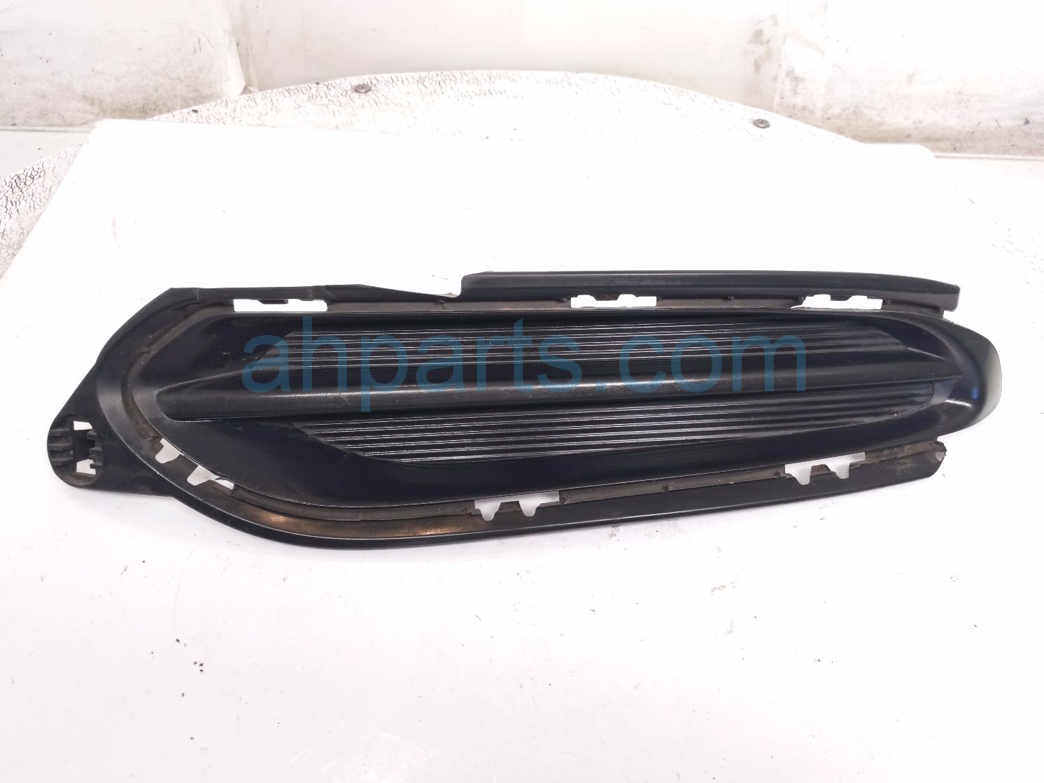 Honda LH FOG LIGHT COVER - W/O FOGLAMP OPT