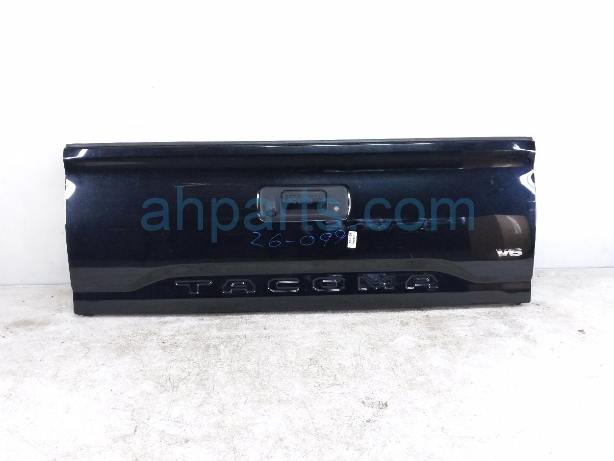 Toyota LIFT GATE / TAIL GATE - BLACK W/CAM