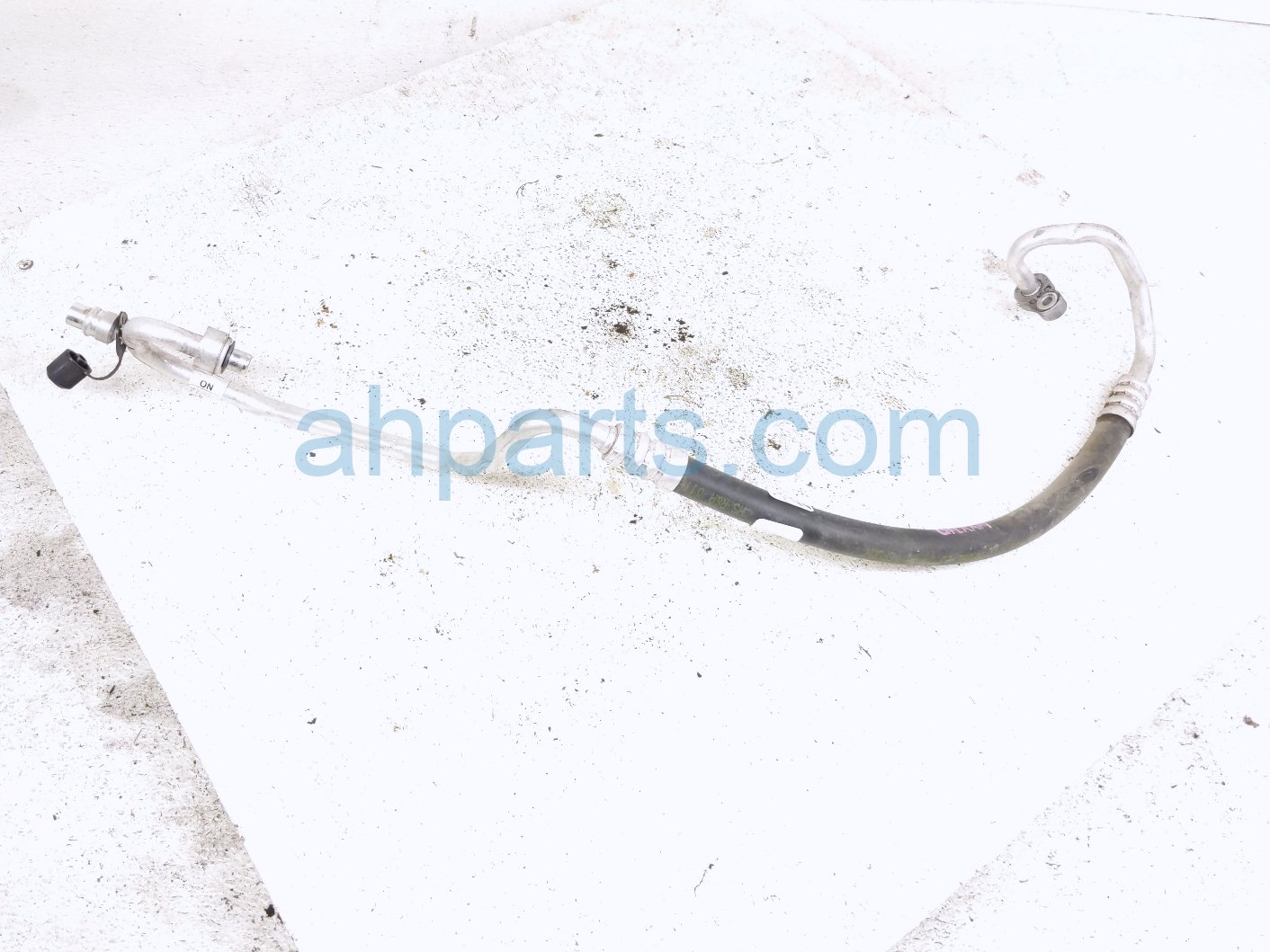 Kia A/C DISCHARGE HOSE - 3.8L AWD