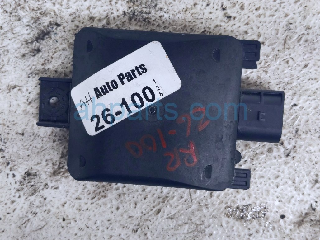 Volkswagen RR/RH BLIND SPOT RADAR W/BRACKET