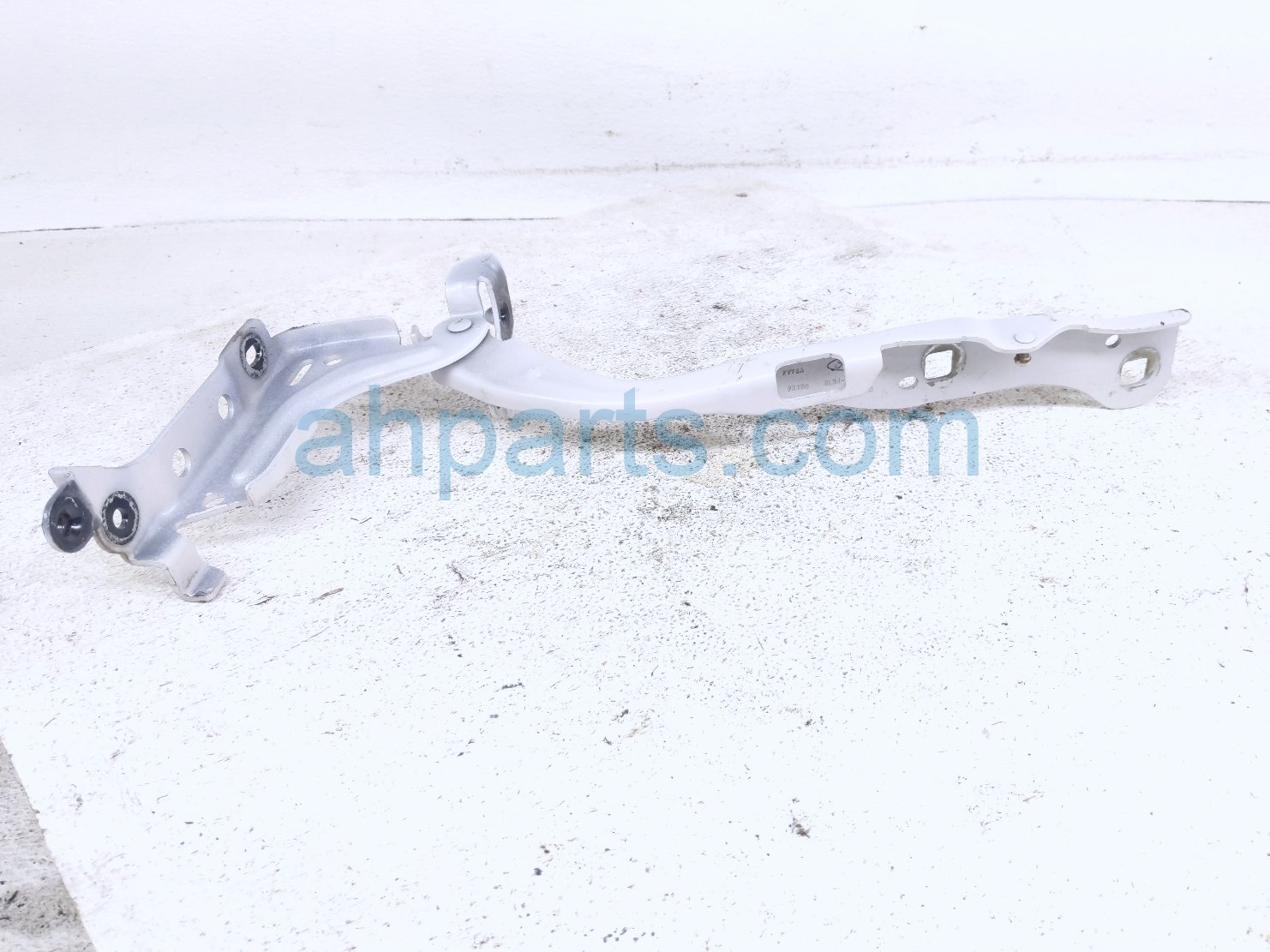 2021 Ford F150 Passenger Hood Hinge White ML3Z 16796 A Replacement 2021 Ford F150 Passenger Hood Hinge White ML3Z 16796 A Replacement thumbnail