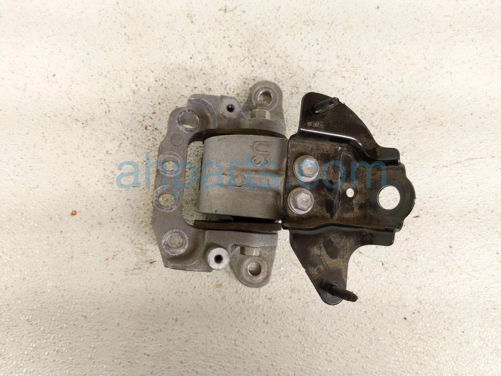 $90 Toyota LH TRANS MOUNT - 3.5L AWD