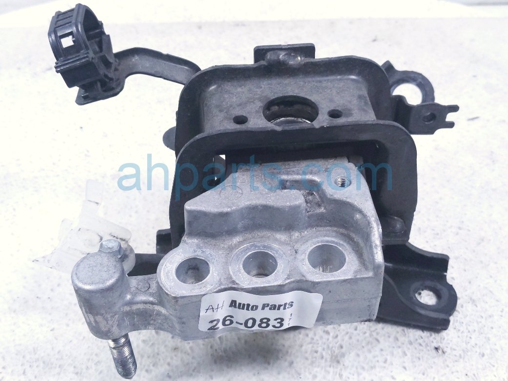 Lexus RH ENGINE MOUNT - 2.5L HYB
