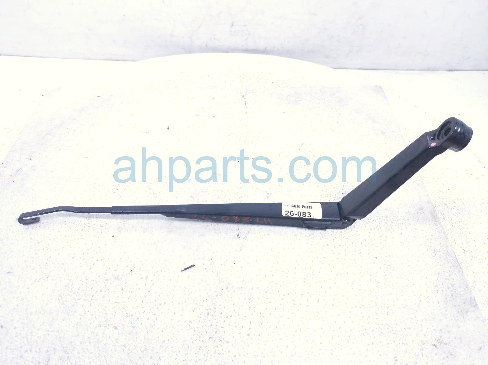 Lexus LH WINDSHIELD WIPER ARM