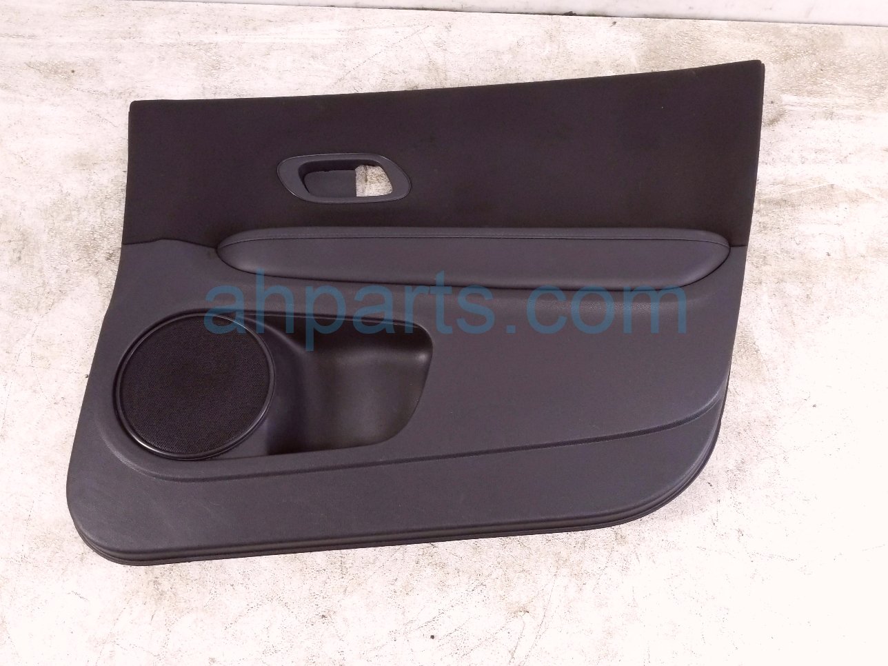 Front passenger INTERIOR DOOR PANEL - BLACK
