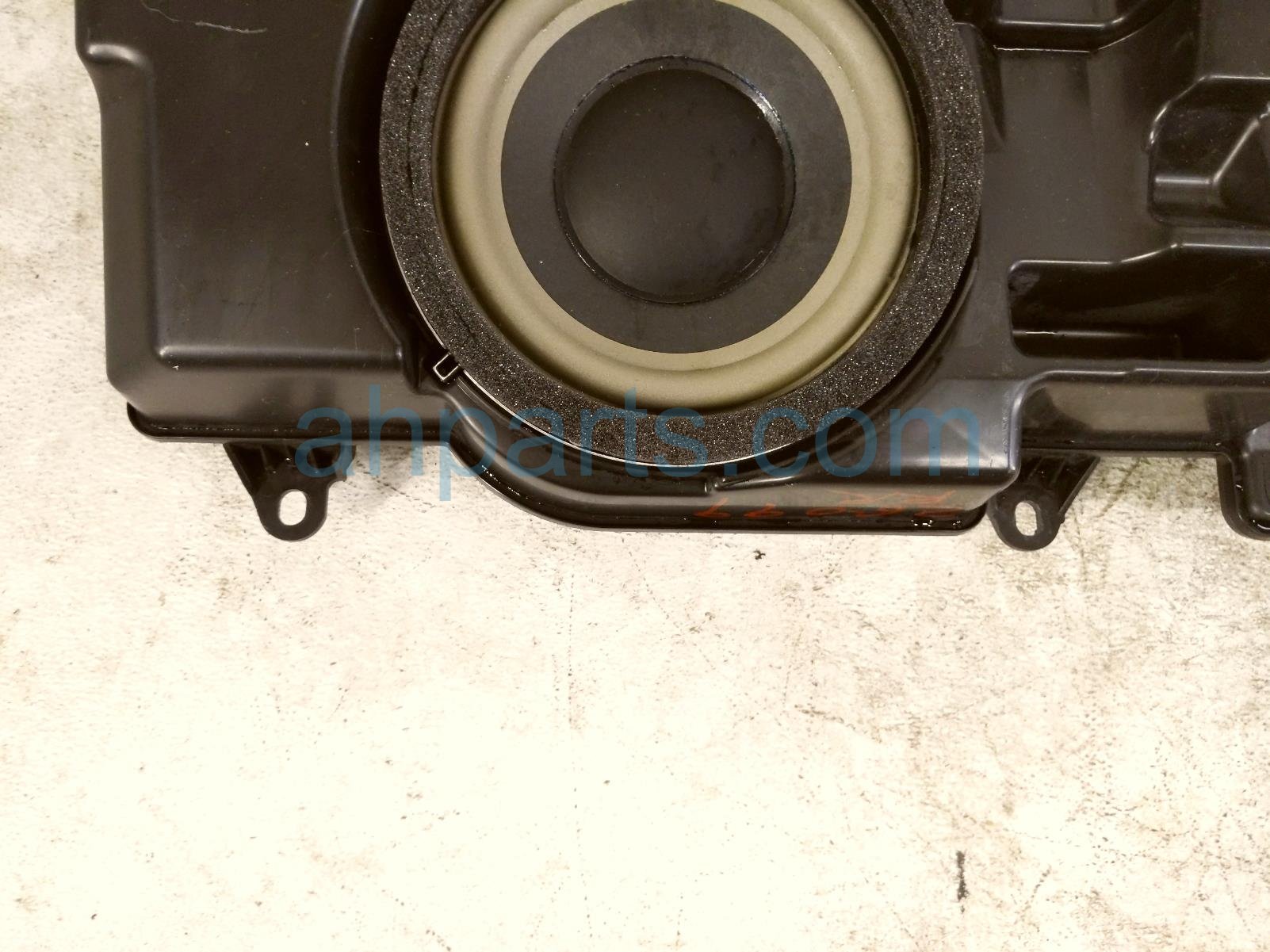 2019 Toyota Tacoma Rear Passenger Jbl Subwoofer Speaker Assy 86150 04111 Replacement 2019 Toyota Tacoma Rear Passenger Jbl Subwoofer Speaker Assy 86150 04111 Replacement thumbnail