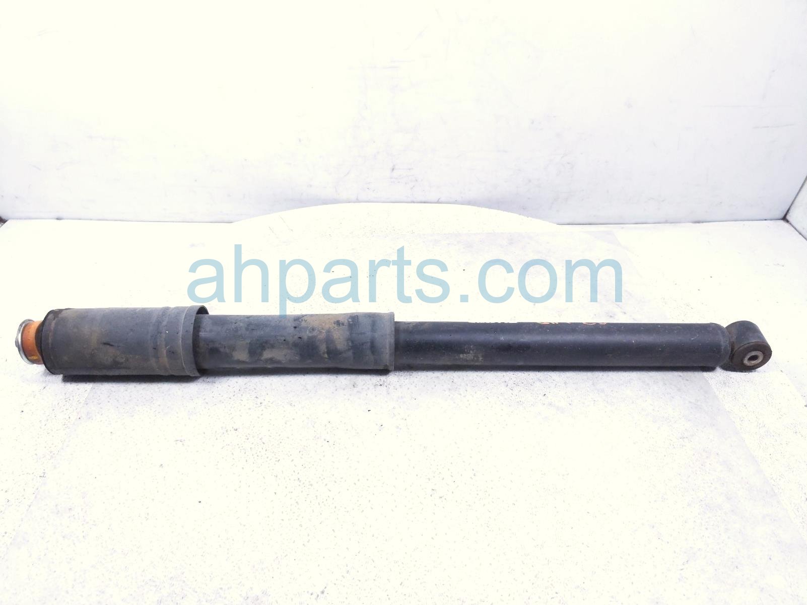 Honda RR/LH SHOCK ABSORBER - FWD