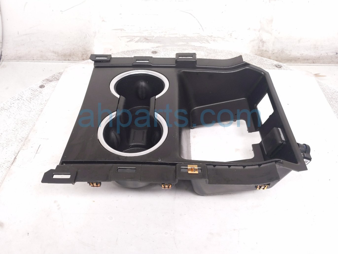 2022 Chevy Tahoe Center Console Cup Hld Tray blk 84921581 Replacement 2022 Chevy Tahoe Center Console Cup Hld Tray blk 84921581 Replacement thumbnail