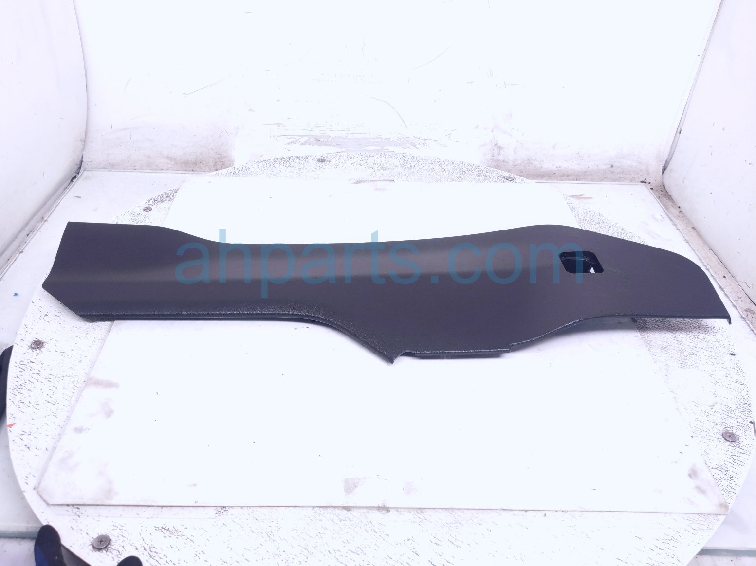 2022 Chevy Tahoe Driver Console Side Trim Panel Blk 84265938 Replacement 2022 Chevy Tahoe Driver Console Side Trim Panel Blk 84265938 Replacement thumbnail