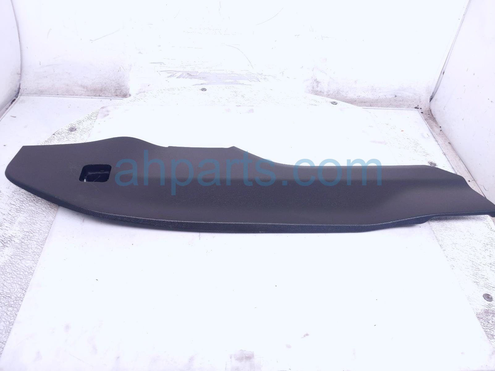 2022 Chevy Tahoe Driver Console Side Trim Panel Blk 84265938 Replacement 2022 Chevy Tahoe Driver Console Side Trim Panel Blk 84265938 Replacement thumbnail