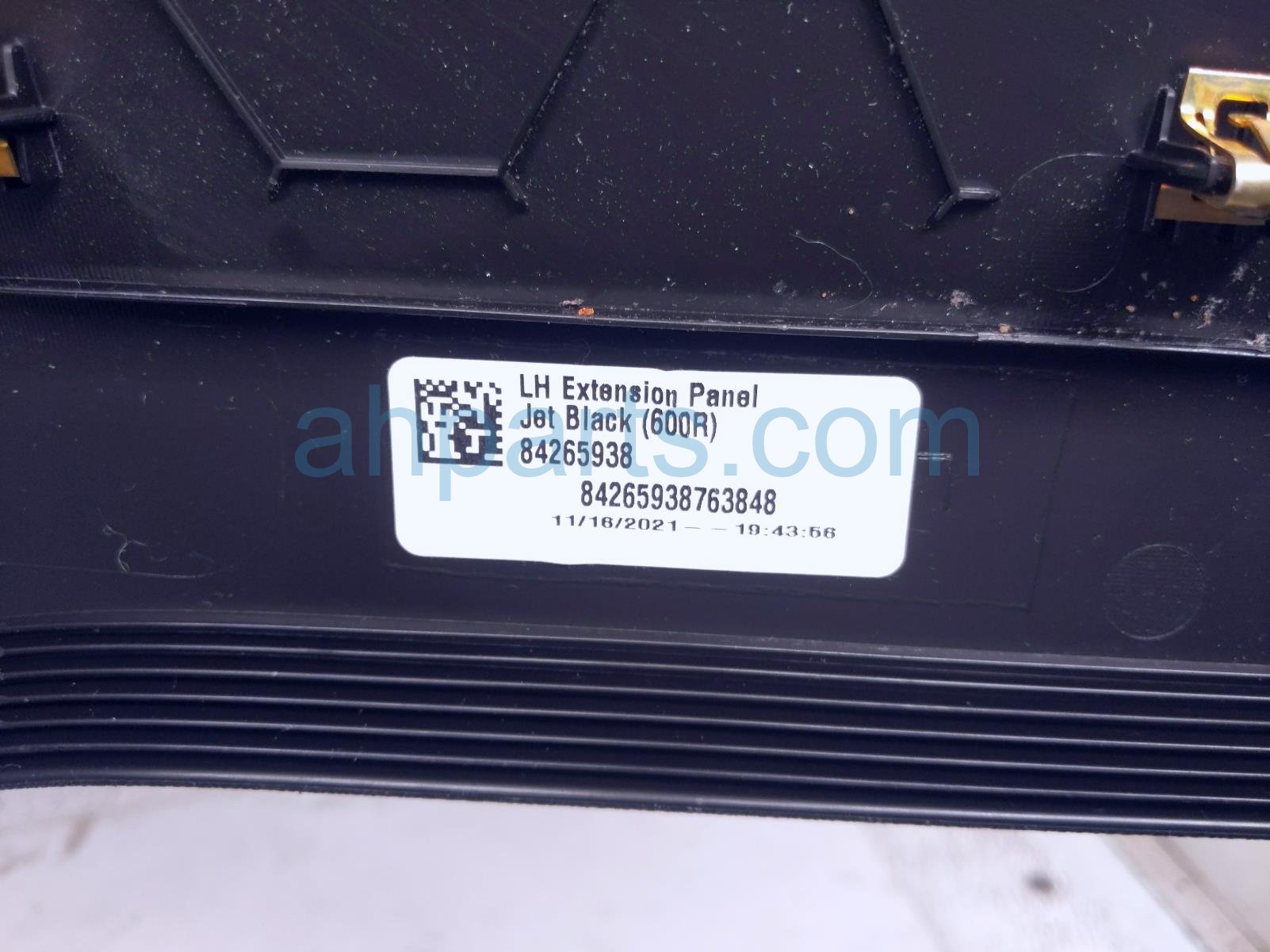 2022 Chevy Tahoe Driver Console Side Trim Panel Blk 84265938 Replacement 2022 Chevy Tahoe Driver Console Side Trim Panel Blk 84265938 Replacement thumbnail