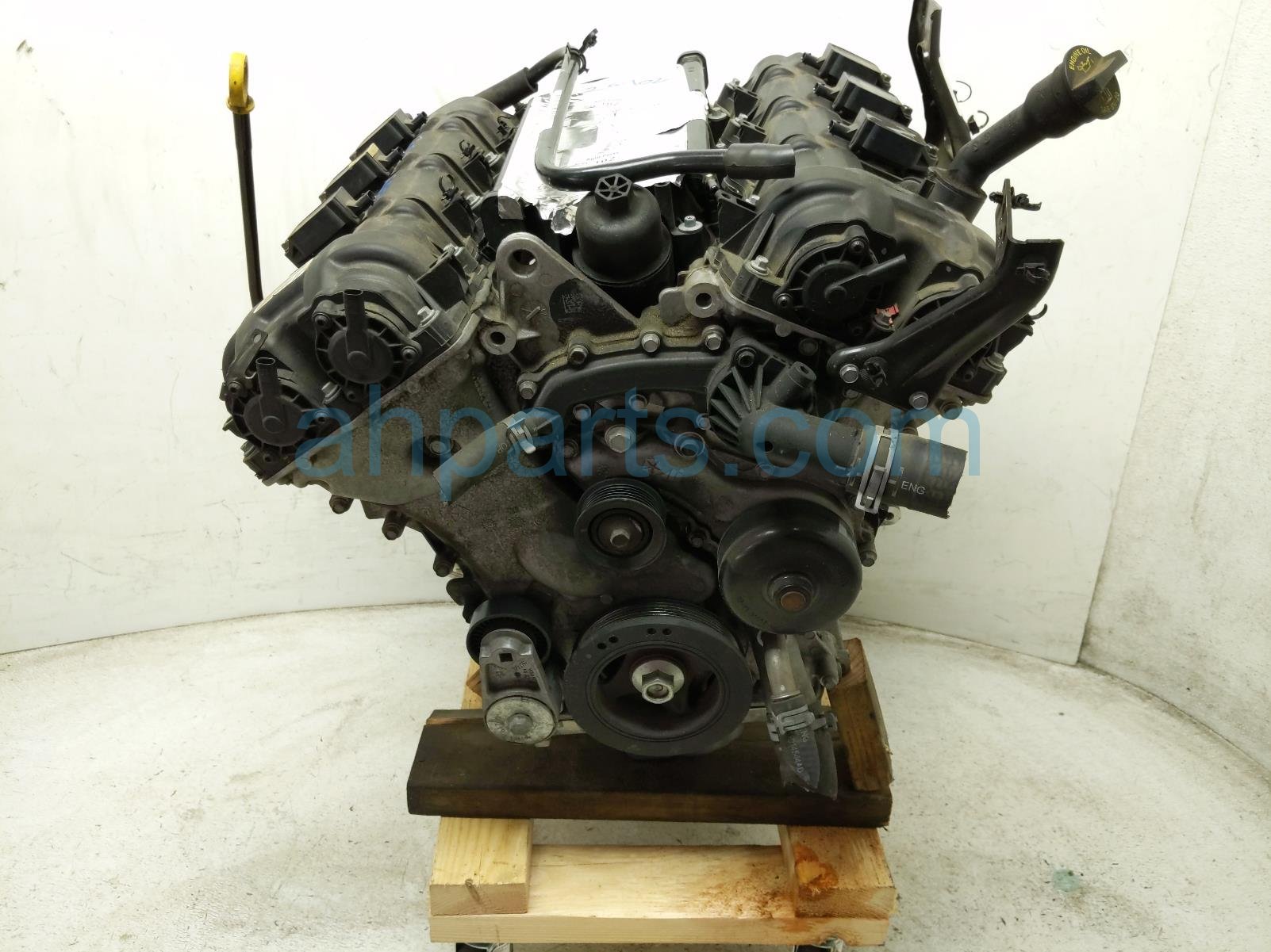 $2850 Dodge LONG BLOCK ENGINE / MOTOR = 54K MI