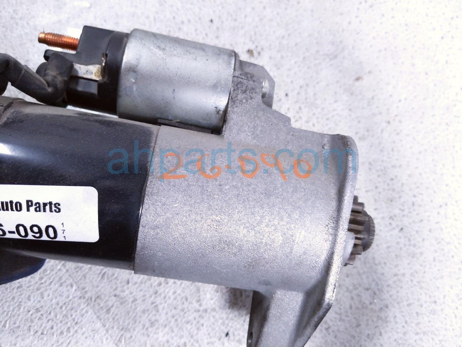 2022 Nissan Frontier Starter Motor 32k Miles 23300 9BY0A Replacement 2022 Nissan Frontier Starter Motor 32k Miles 23300 9BY0A Replacement thumbnail