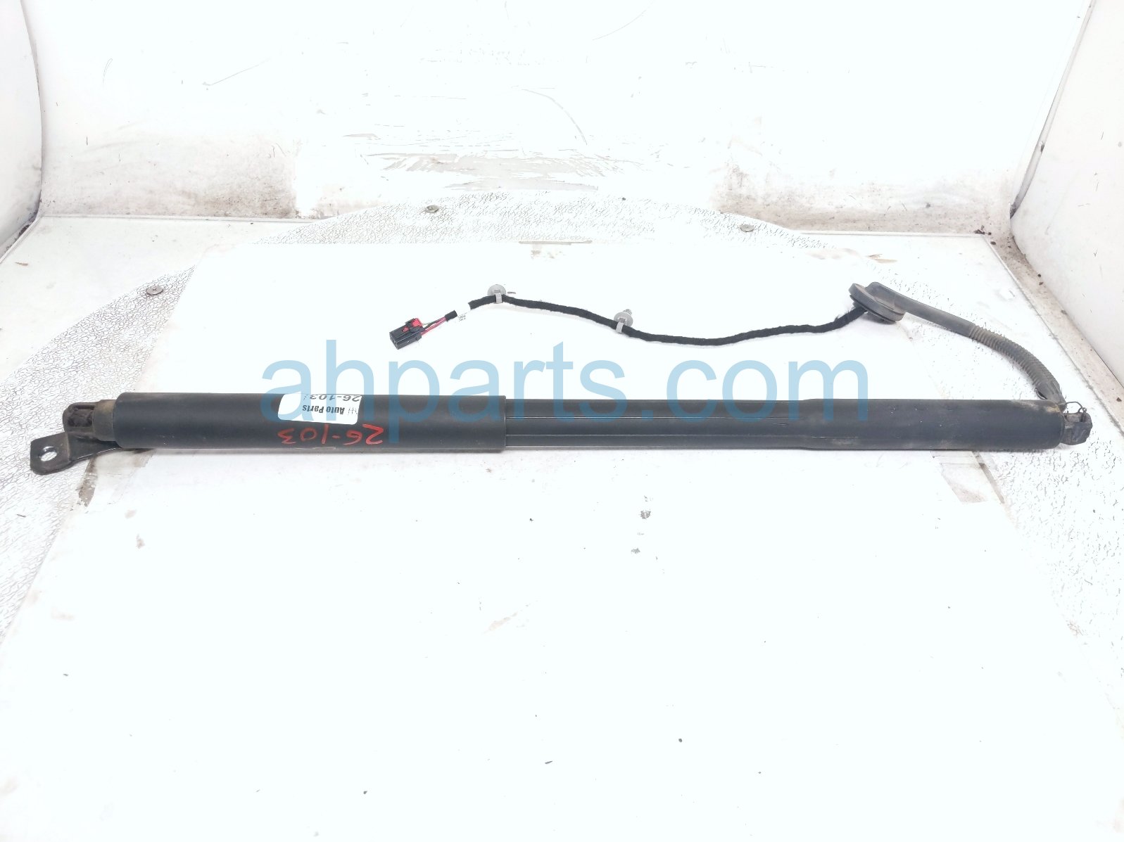2022 Chevy Tahoe Rear Tail Window Regulator Driver Power Liftgate Strut Actuator 86594923 Replacement 2022 Chevy Tahoe Rear Tail Window Regulator Driver Power Liftgate Strut Actuator 86594923 Replacement thumbnail