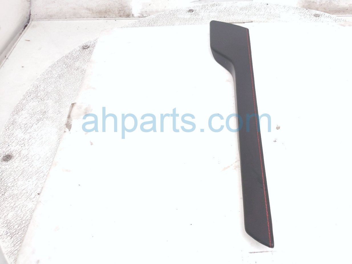 Chevy LH CONSOLE SIDE TRIM PANEL - BLK Chevy LH CONSOLE SIDE TRIM PANEL - BLK