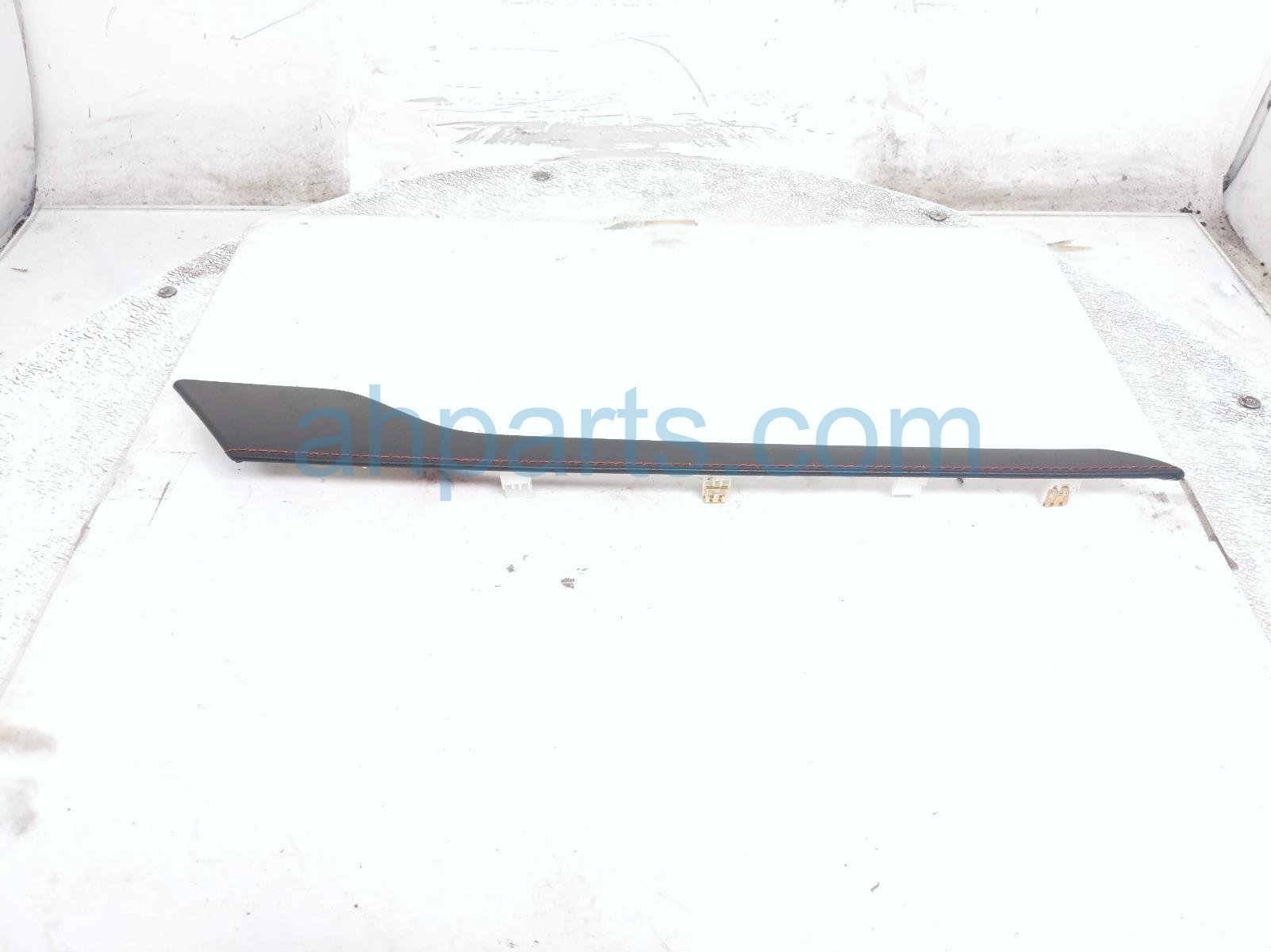2022 Chevy Tahoe Passenger Console Side Trim Garnish blk 84904259 Replacement 2022 Chevy Tahoe Passenger Console Side Trim Garnish blk 84904259 Replacement thumbnail