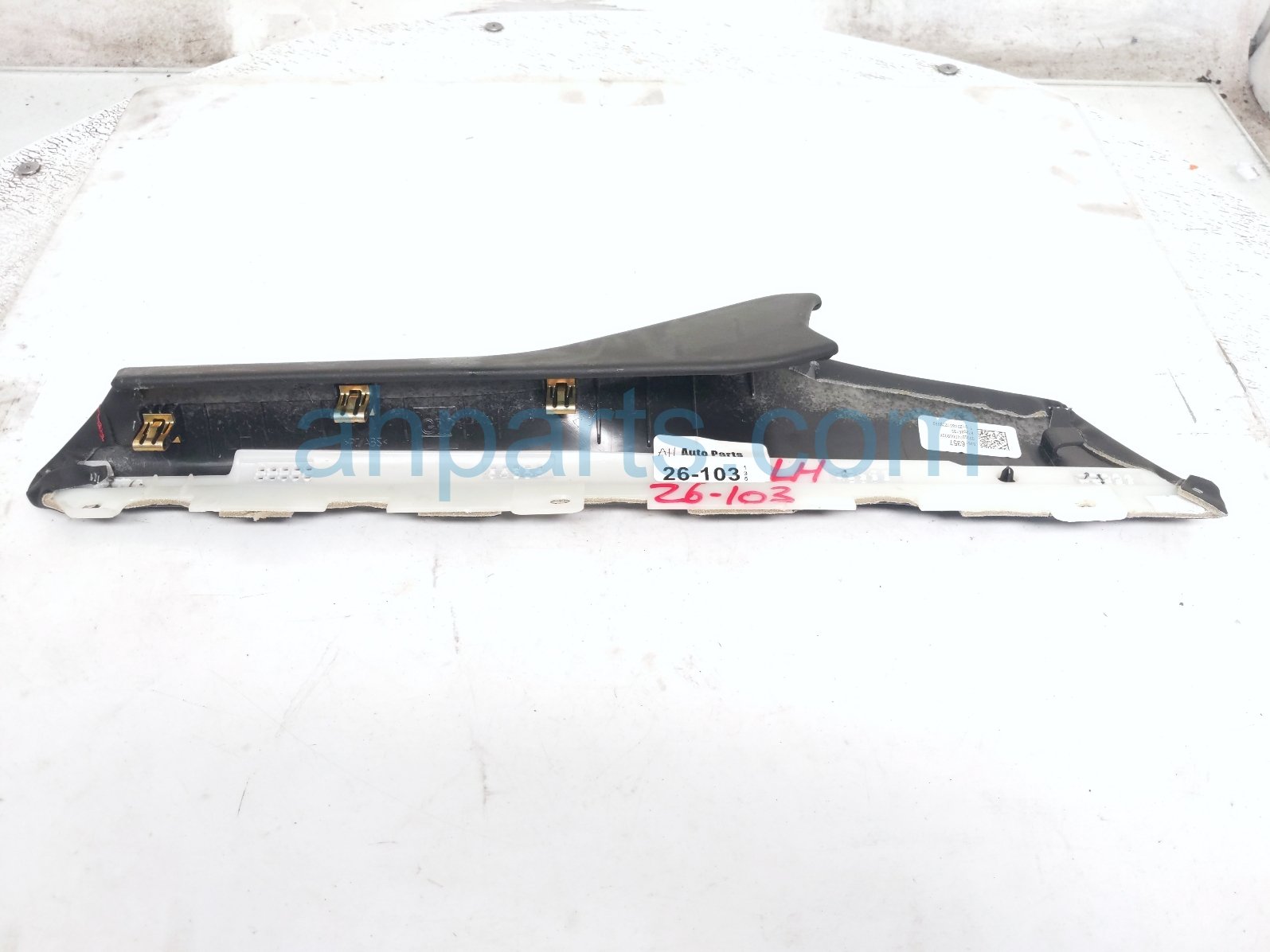 2022 Chevy Tahoe Driver Console Side Trim Garnish blk 84816357 Replacement 2022 Chevy Tahoe Driver Console Side Trim Garnish blk 84816357 Replacement thumbnail