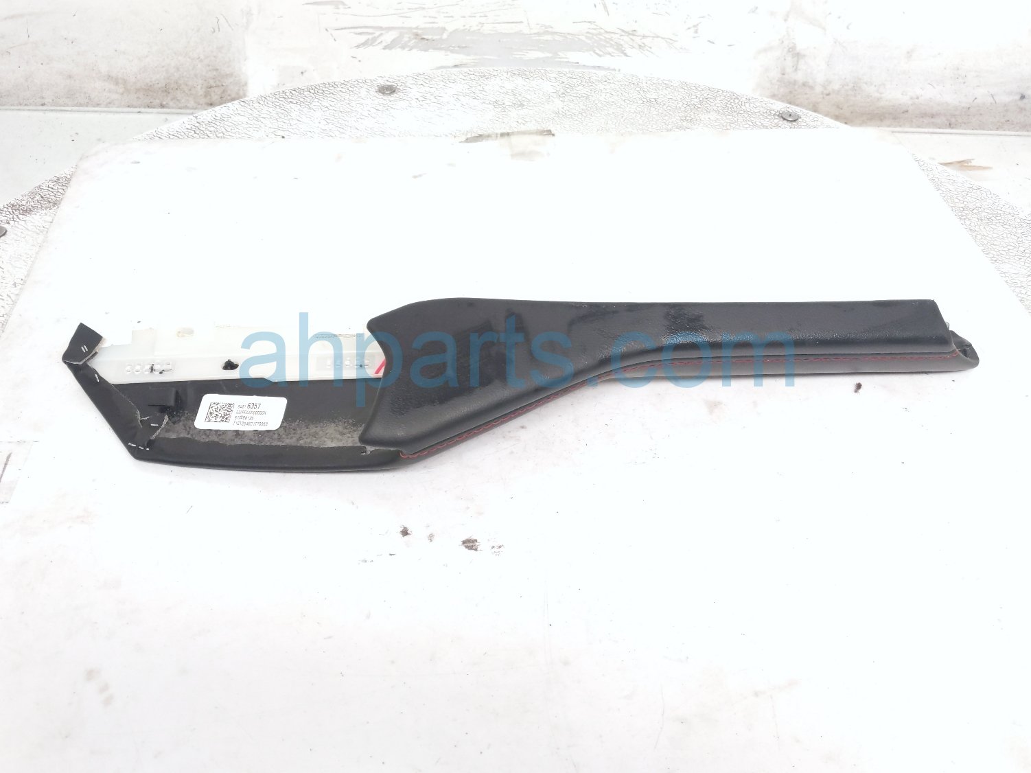 2022 Chevy Tahoe Driver Console Side Trim Garnish blk 84816357 Replacement 2022 Chevy Tahoe Driver Console Side Trim Garnish blk 84816357 Replacement thumbnail