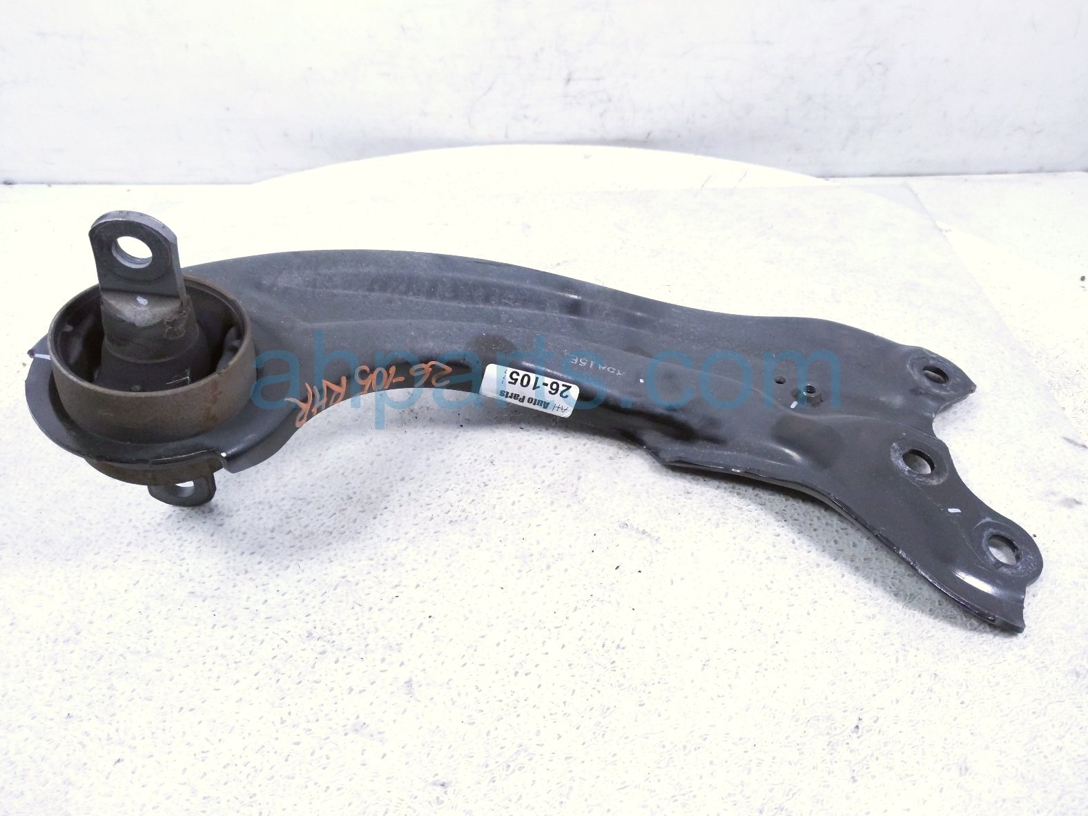 Honda RR/RH TRAILING LOWER CONTROL ARM