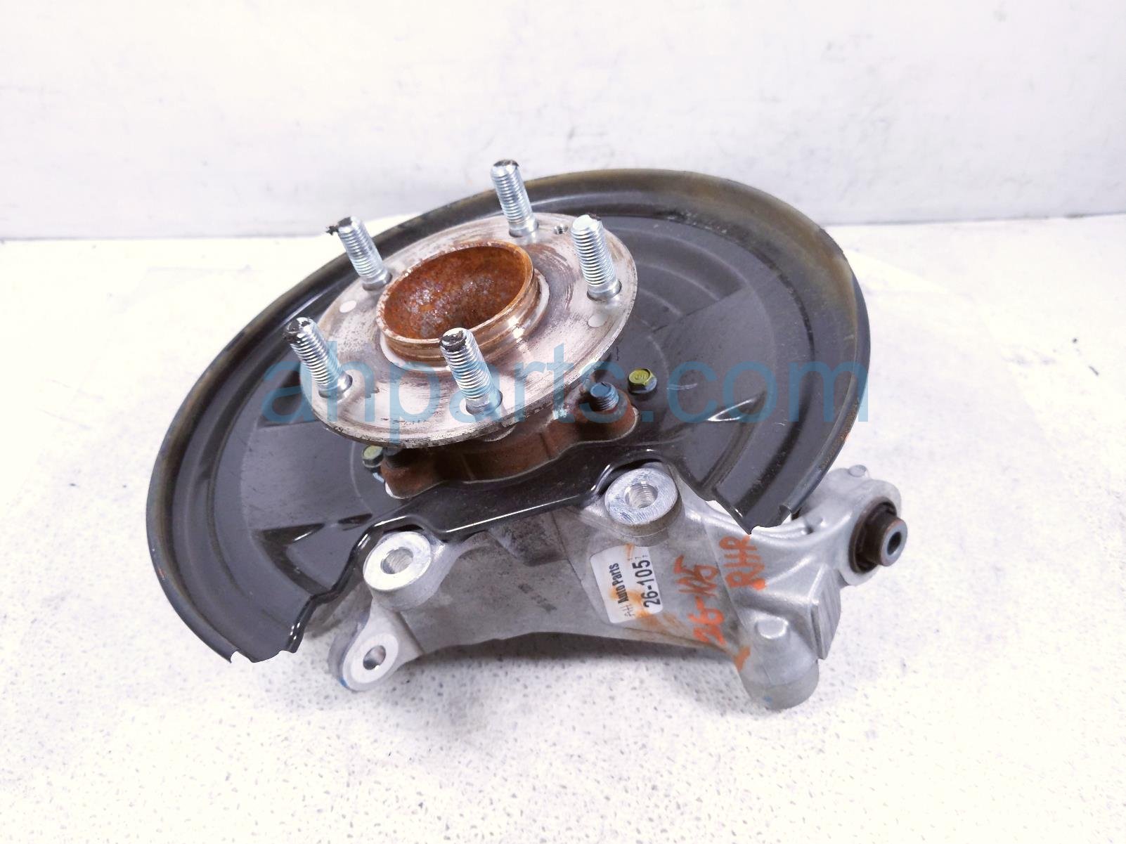 Honda RR/RH SPINDLE KNUCKLE HUB