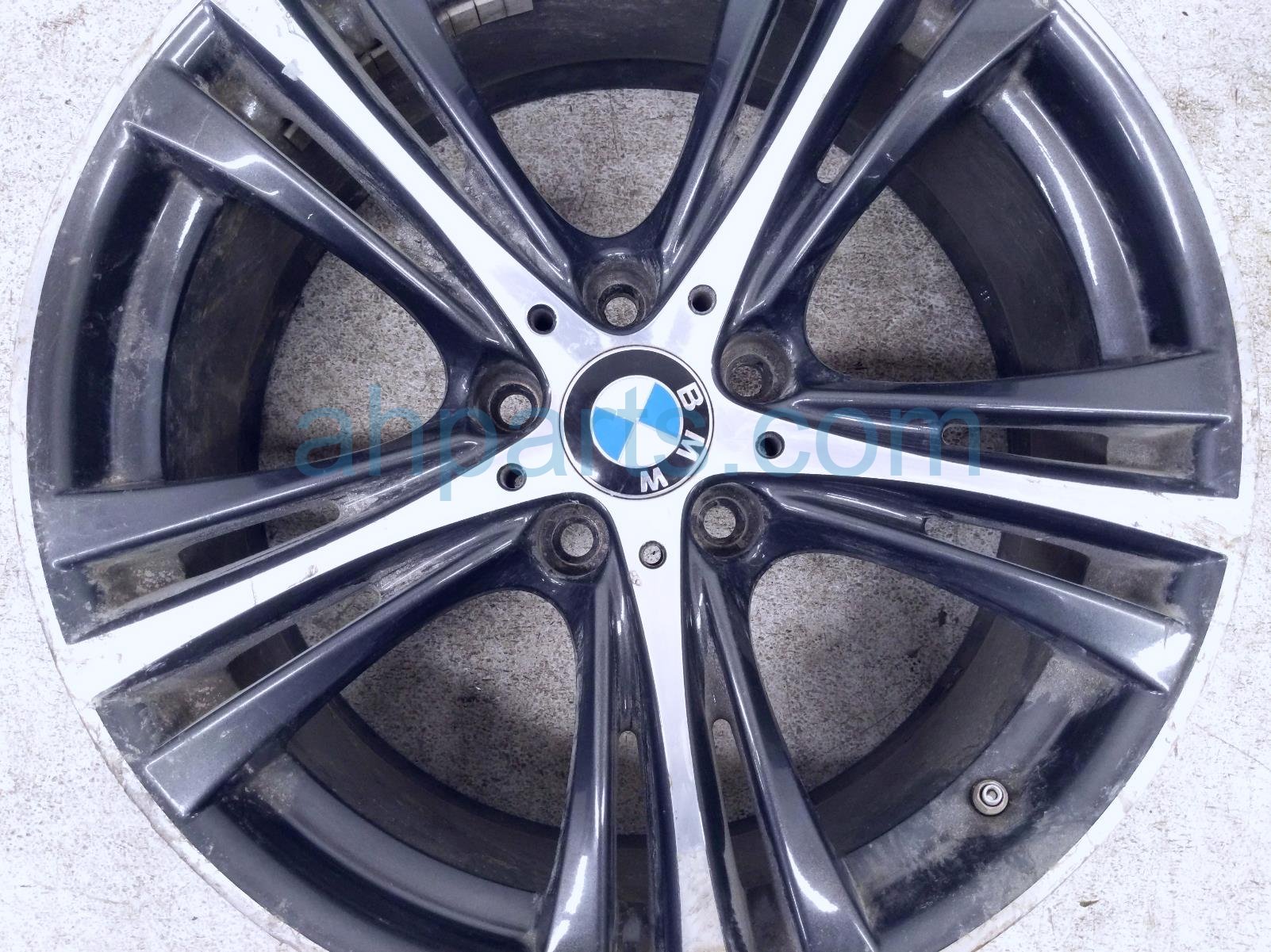 2019 BMW 430i Bmw Front Driver 19in Double spoke Wheel/rim 36116883015 Replacement 2019 BMW 430i Bmw Front Driver 19in Double spoke Wheel/rim 36116883015 Replacement thumbnail