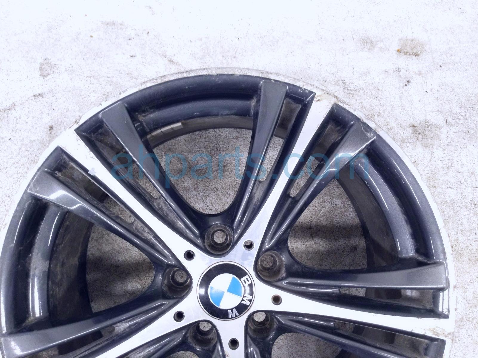 2019 BMW 430i Bmw Front Driver 19in Double spoke Wheel/rim 36116883015 Replacement 2019 BMW 430i Bmw Front Driver 19in Double spoke Wheel/rim 36116883015 Replacement thumbnail