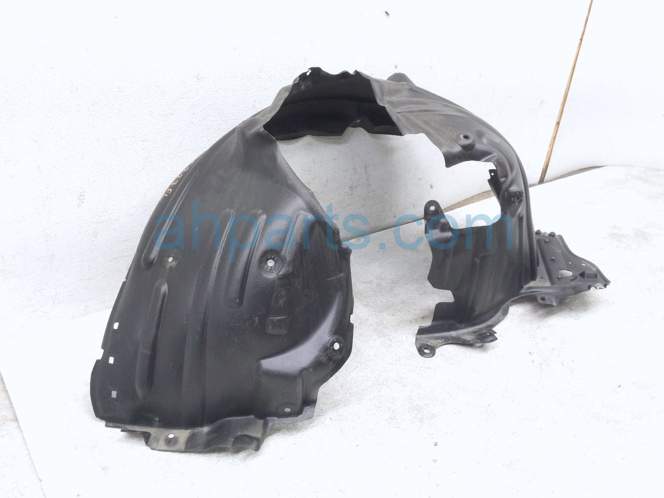 2025 Honda Pilot Front Driver Inner Fender Liner 60260 T90 A00ZZ Replacement 2025 Honda Pilot Front Driver Inner Fender Liner 60260 T90 A00ZZ Replacement thumbnail