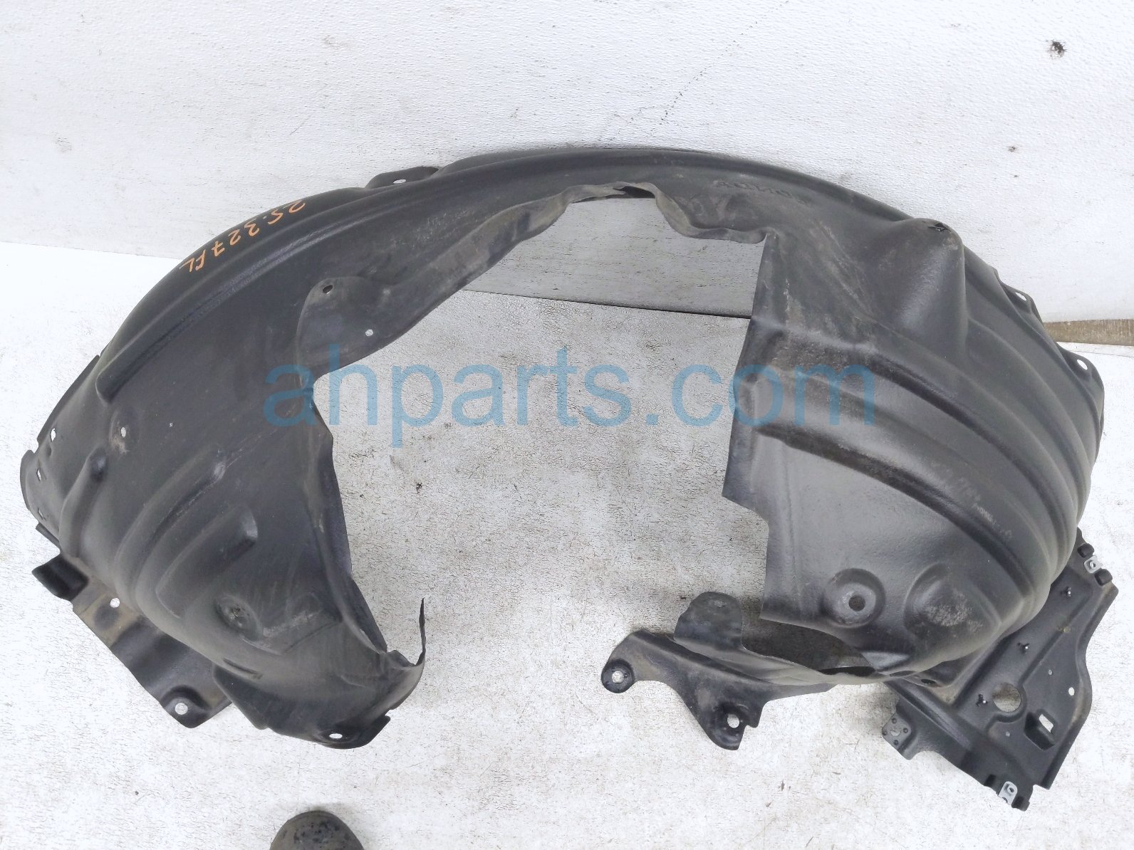 2025 Honda Pilot Front Driver Inner Fender Liner 60260 T90 A00ZZ Replacement 2025 Honda Pilot Front Driver Inner Fender Liner 60260 T90 A00ZZ Replacement thumbnail