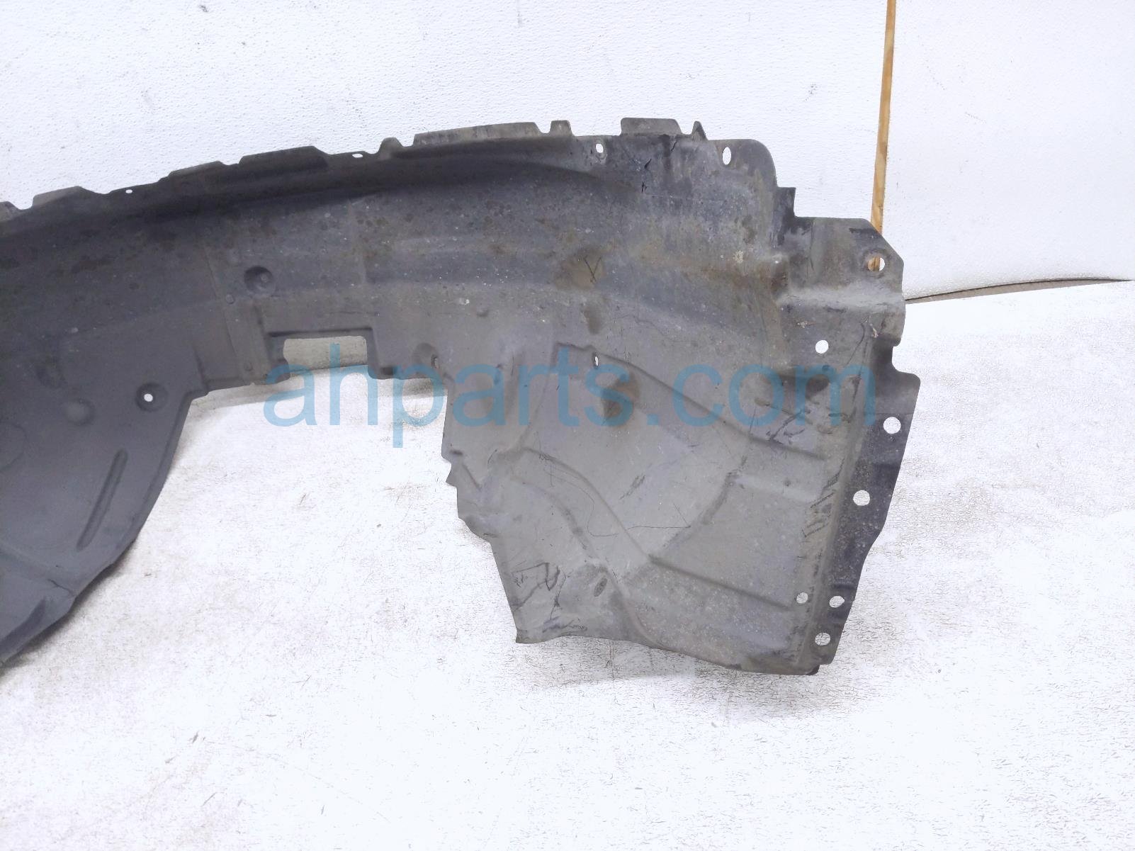 2007 Lexus Ls460 Front Driver Inner Fender Liner 53806 50040 Replacement 2007 Lexus Ls460 Front Driver Inner Fender Liner 53806 50040 Replacement thumbnail