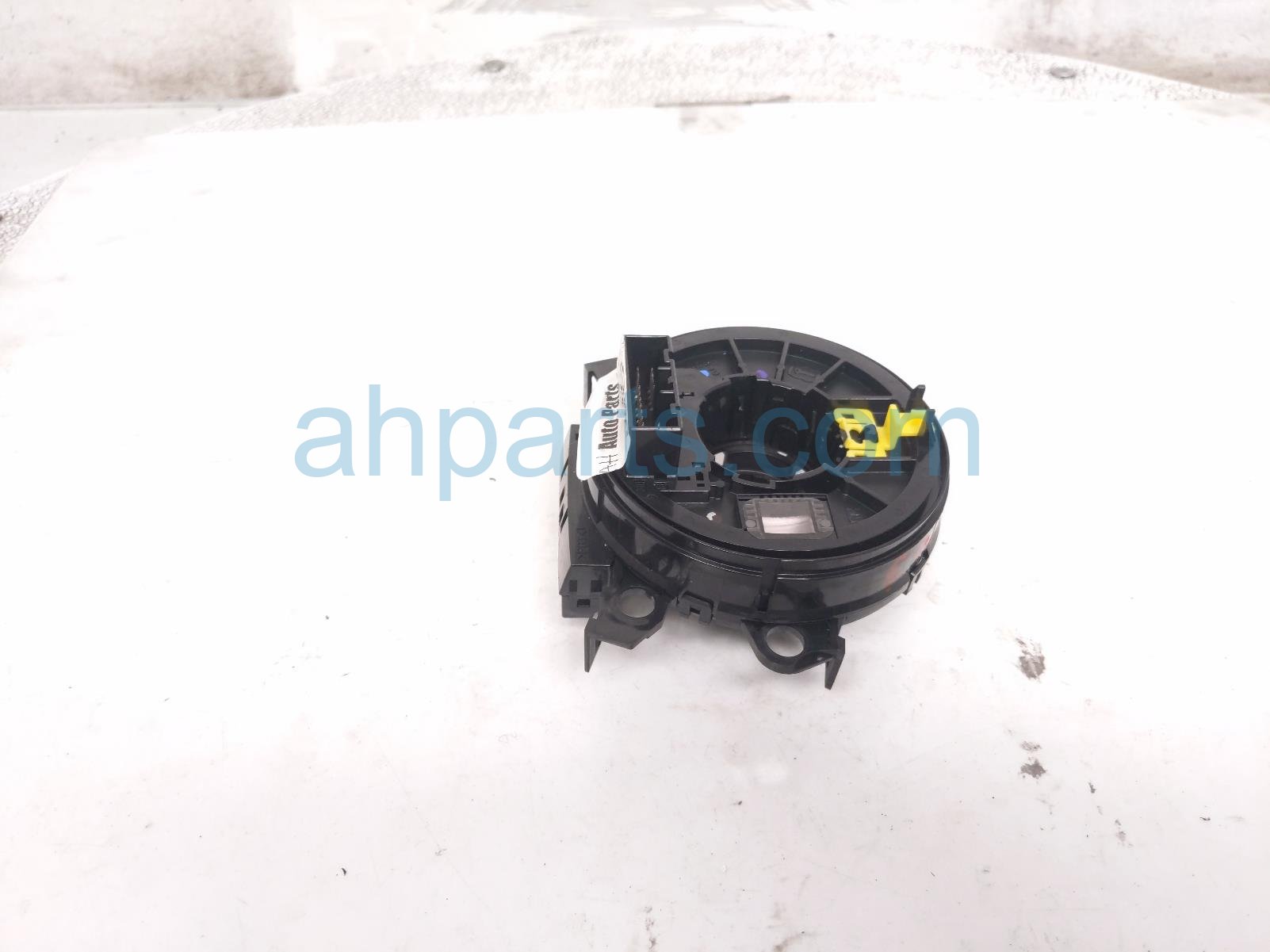 2022 Chevy Tahoe Clock Spring Reel Assy 86773961 Replacement 2022 Chevy Tahoe Clock Spring Reel Assy 86773961 Replacement thumbnail