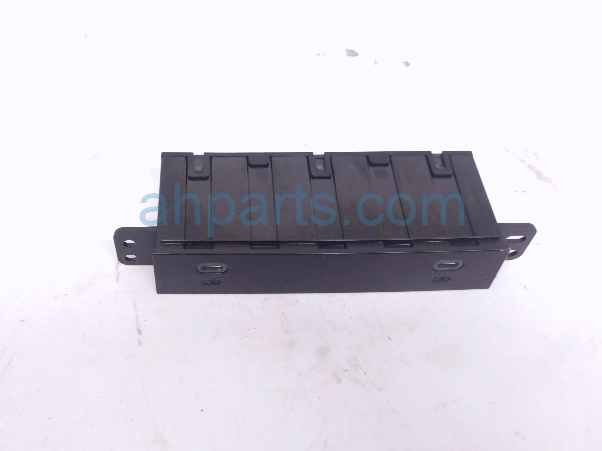 2022 Chevy Tahoe Dual Usb Charging Receptacle 85135896 Replacement 2022 Chevy Tahoe Dual Usb Charging Receptacle 85135896 Replacement thumbnail