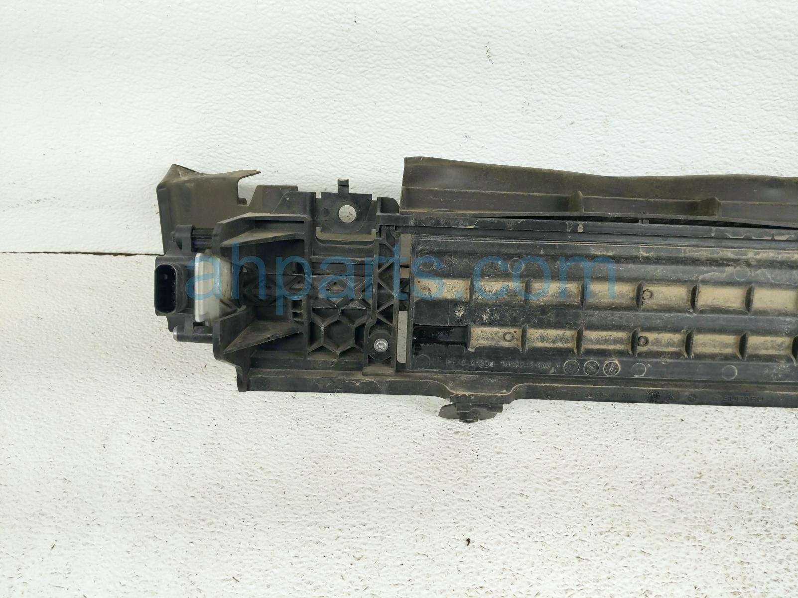2025 Subaru Forester Radiator Grille Air Shutter 2.5l 52811SL000 Replacement 2025 Subaru Forester Radiator Grille Air Shutter 2.5l 52811SL000 Replacement thumbnail