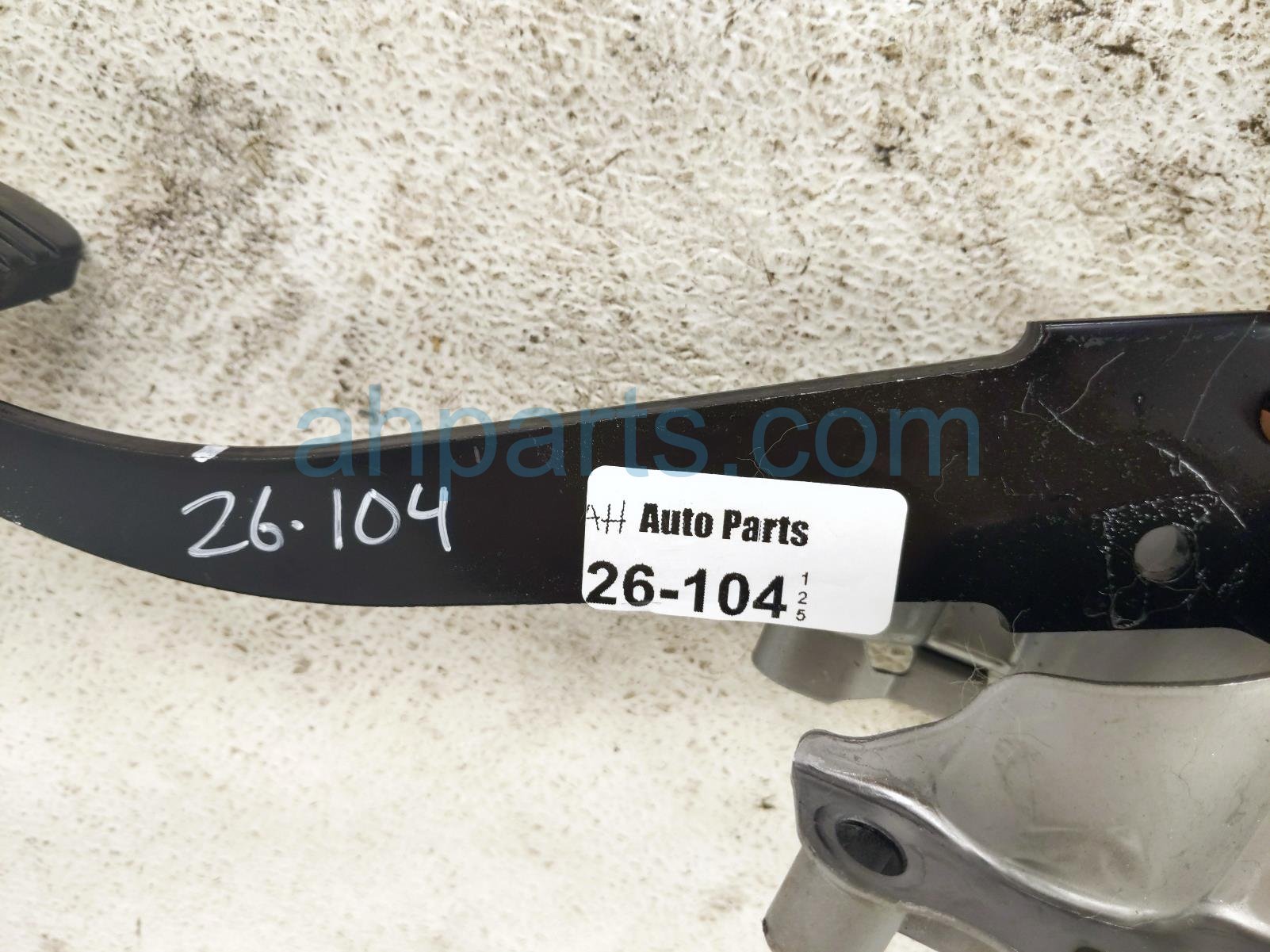 2025 Subaru Forester Brake Pedal Assy 2.5l Awd 36092FN020 Replacement 2025 Subaru Forester Brake Pedal Assy 2.5l Awd 36092FN020 Replacement thumbnail