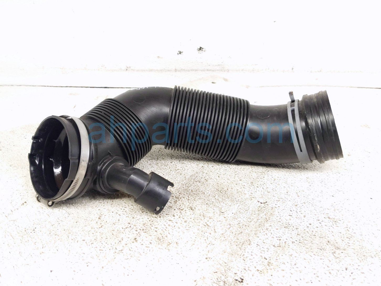 2023 Volkswagen Golf Air Intake Hose 2.0t 5WA 129 624 Replacement 2023 Volkswagen Golf Air Intake Hose 2.0t 5WA 129 624 Replacement thumbnail