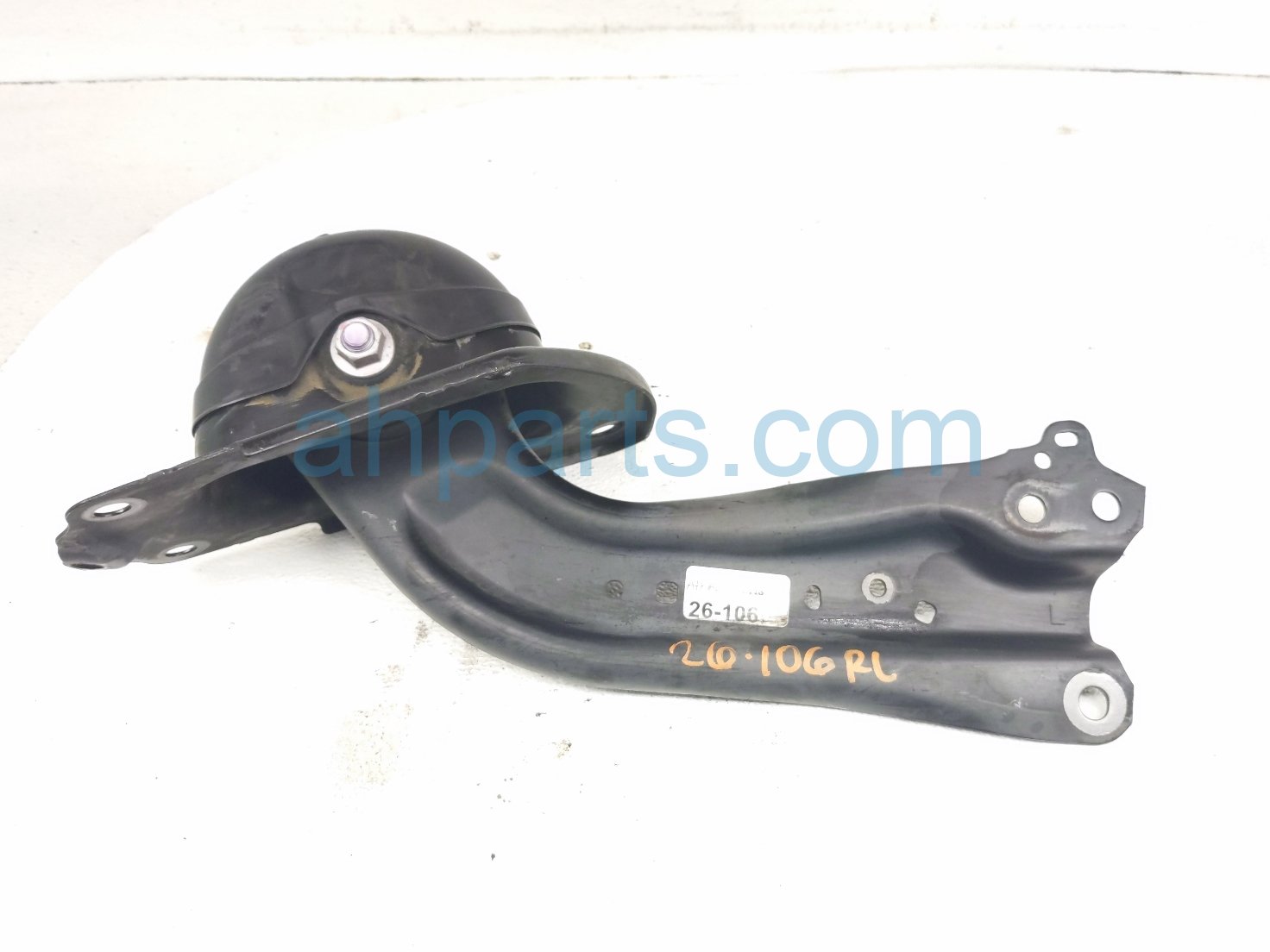 Toyota RR/LH TRAILING LOWER CONTROL ARM