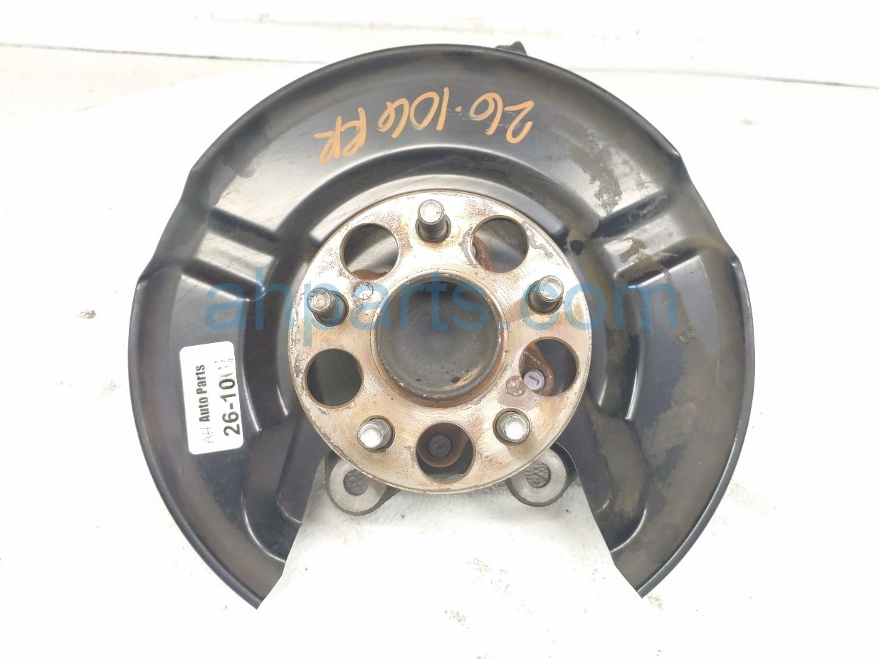 Toyota RR/RH SPINDLE KNUCKLE HUB