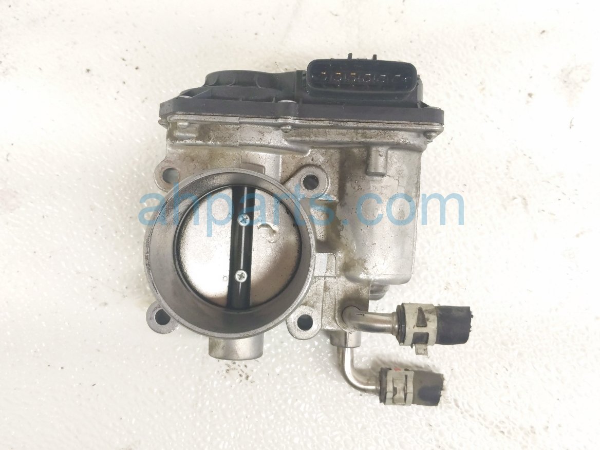 Toyota THROTTLE BODY