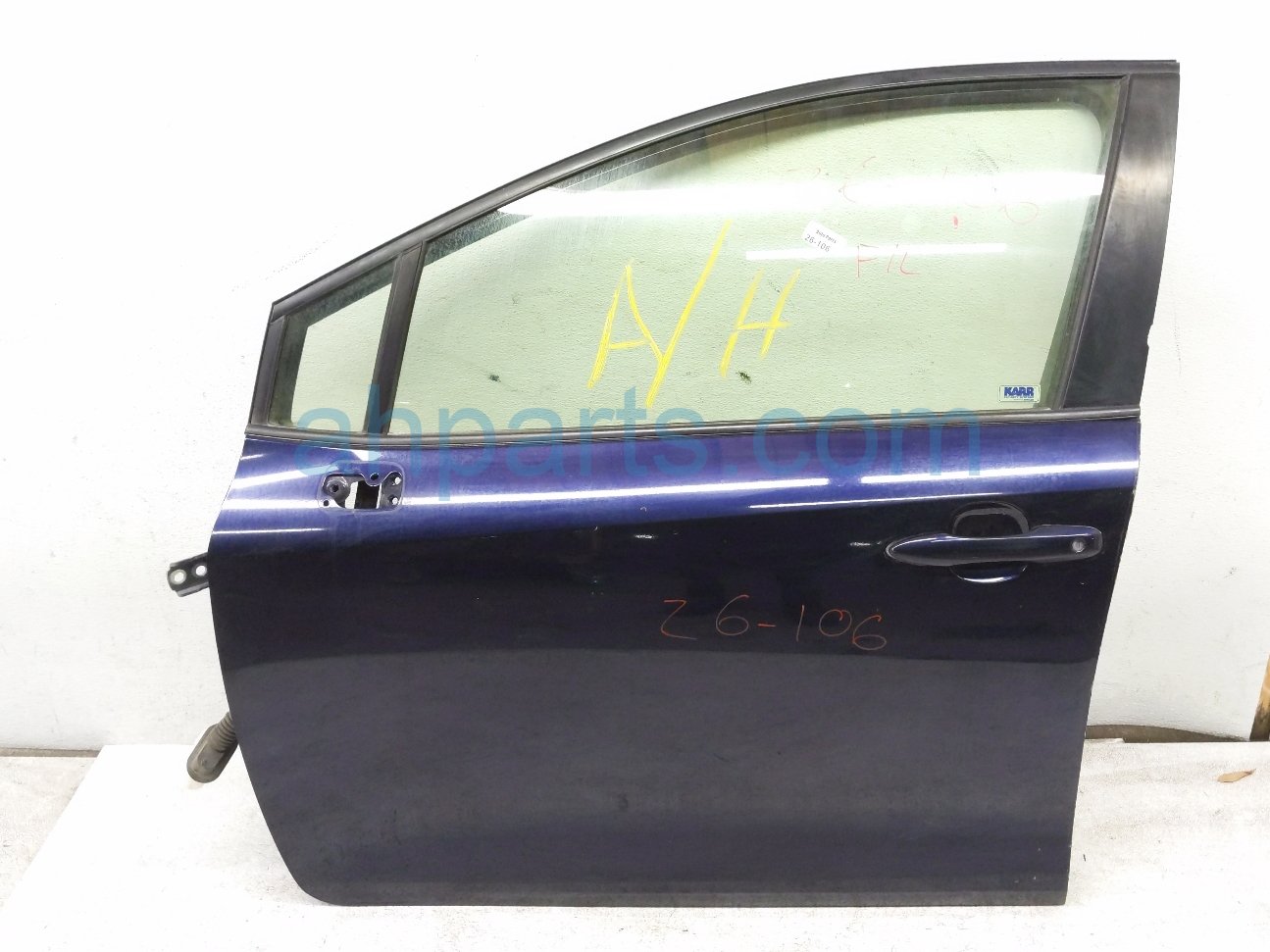 $800 Toyota FR/LH DOOR - BLUE - NO MIRROR/TRIM