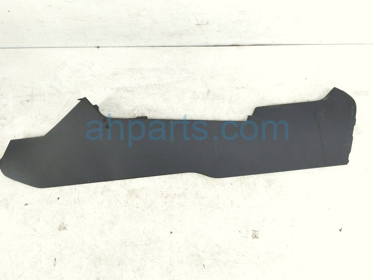 Honda LH CONSOLE SIDE TRIM PANEL - BLK
