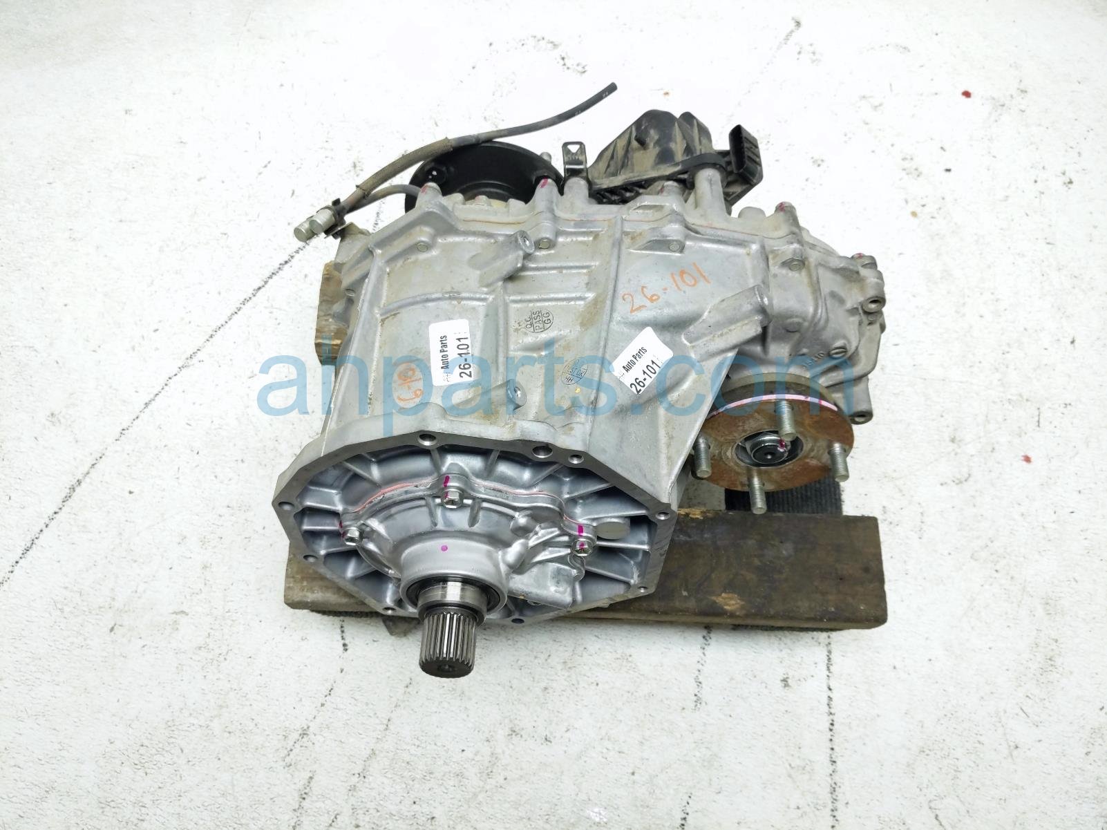 $699 Toyota TRANSFER CASE ASSY - 2.4L 4X4 -26K $699 Toyota TRANSFER CASE ASSY - 2.4L 4X4 -26K