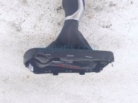 Volkswagen 6 SPD M/T KNOB W/BOOT -2.0L Volkswagen 6 SPD M/T KNOB W/BOOT -2.0L