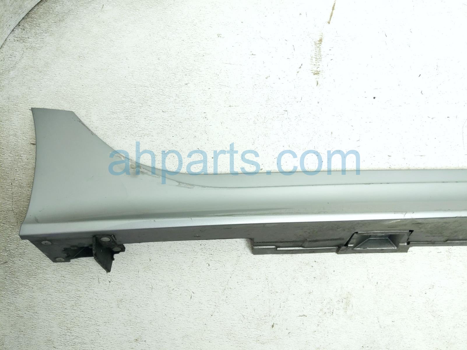 2025 Honda Civic Rocker Trim Passenger Side Skirt / Molding Silver Sdn 71800 T20 A00YC Replacement 2025 Honda Civic Rocker Trim Passenger Side Skirt / Molding Silver Sdn 71800 T20 A00YC Replacement thumbnail