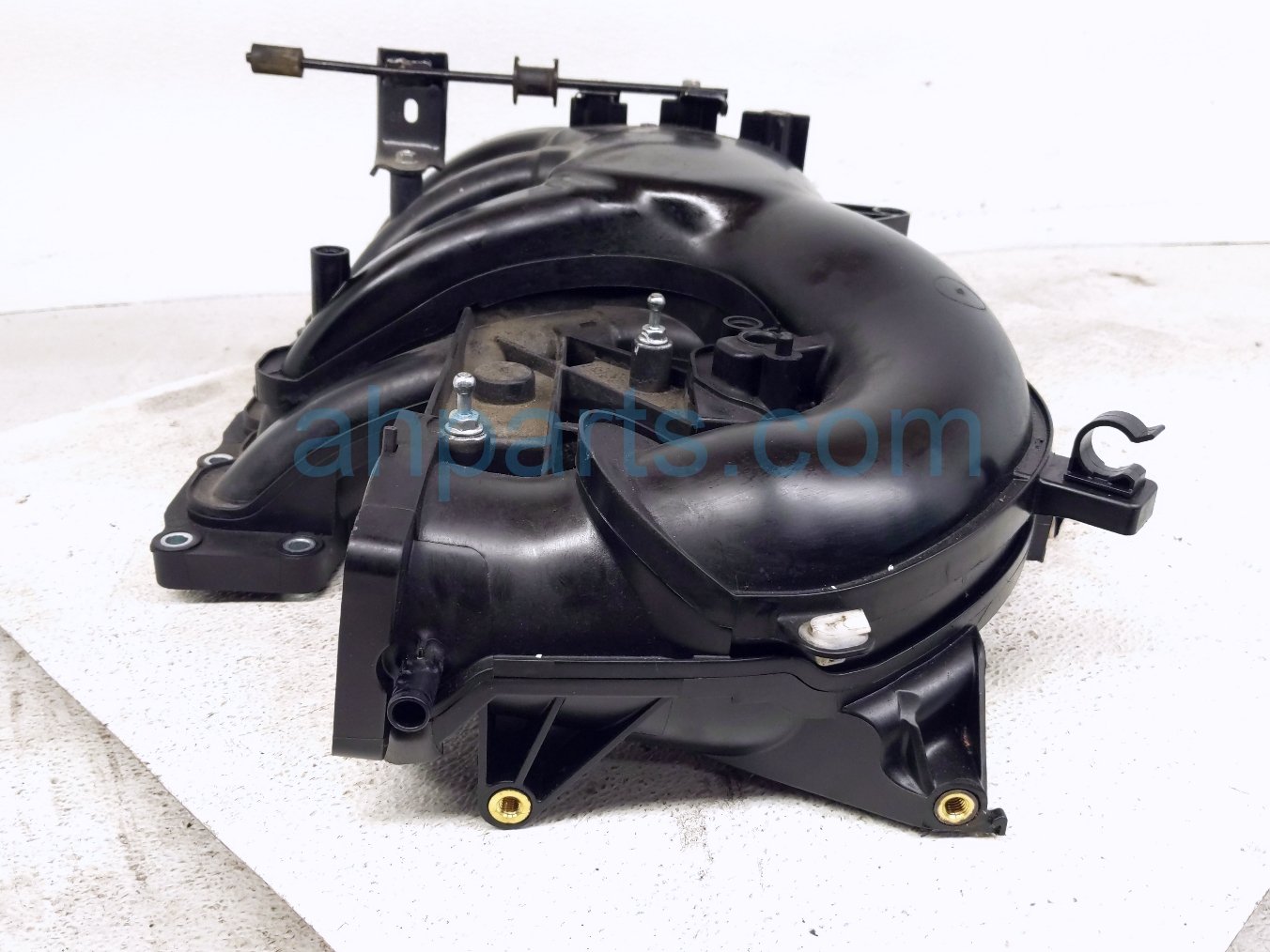 2019 Toyota Tacoma Upper Intake Manifold 17190 0P101 Replacement 2019 Toyota Tacoma Upper Intake Manifold 17190 0P101 Replacement thumbnail
