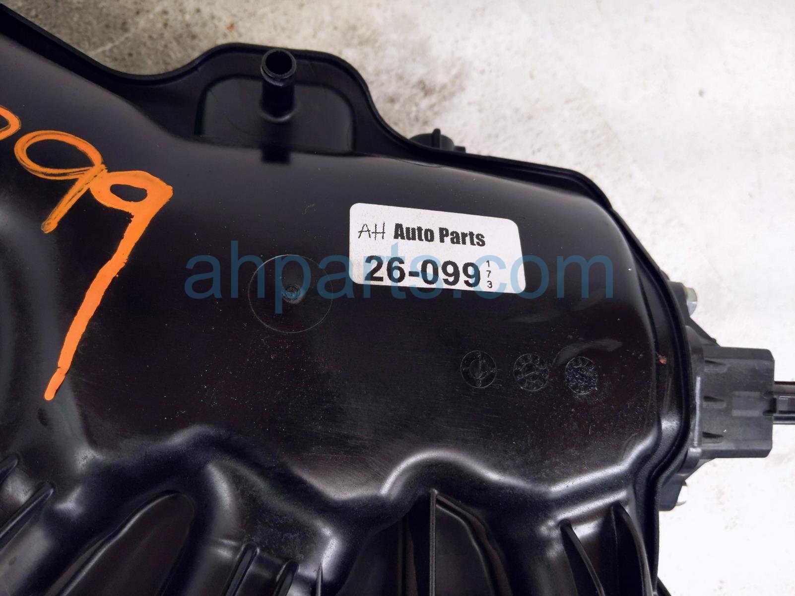 2019 Toyota Tacoma Upper Intake Manifold 17190 0P101 Replacement 2019 Toyota Tacoma Upper Intake Manifold 17190 0P101 Replacement thumbnail