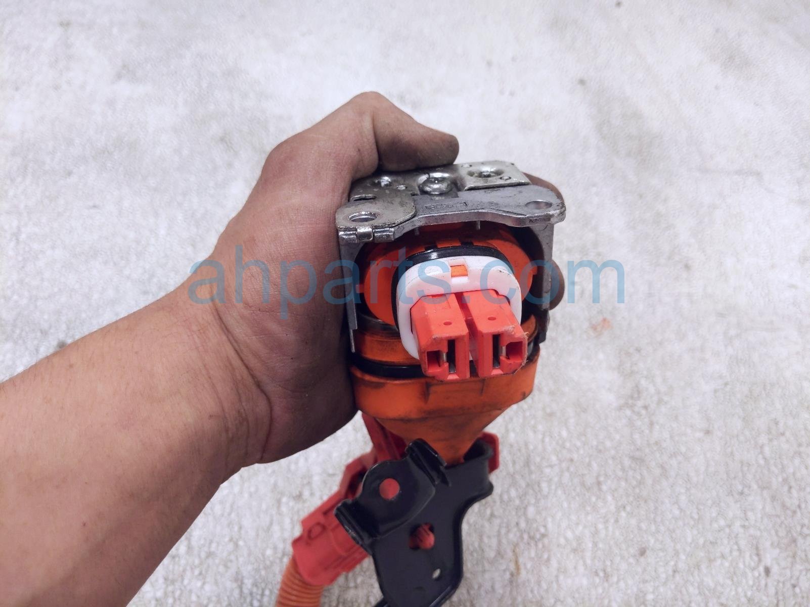 2019 Lexus Es300h Battery Cable Hybrid Drive Motor Control Harness 821H1 33030 Replacement 2019 Lexus Es300h Battery Cable Hybrid Drive Motor Control Harness 821H1 33030 Replacement thumbnail