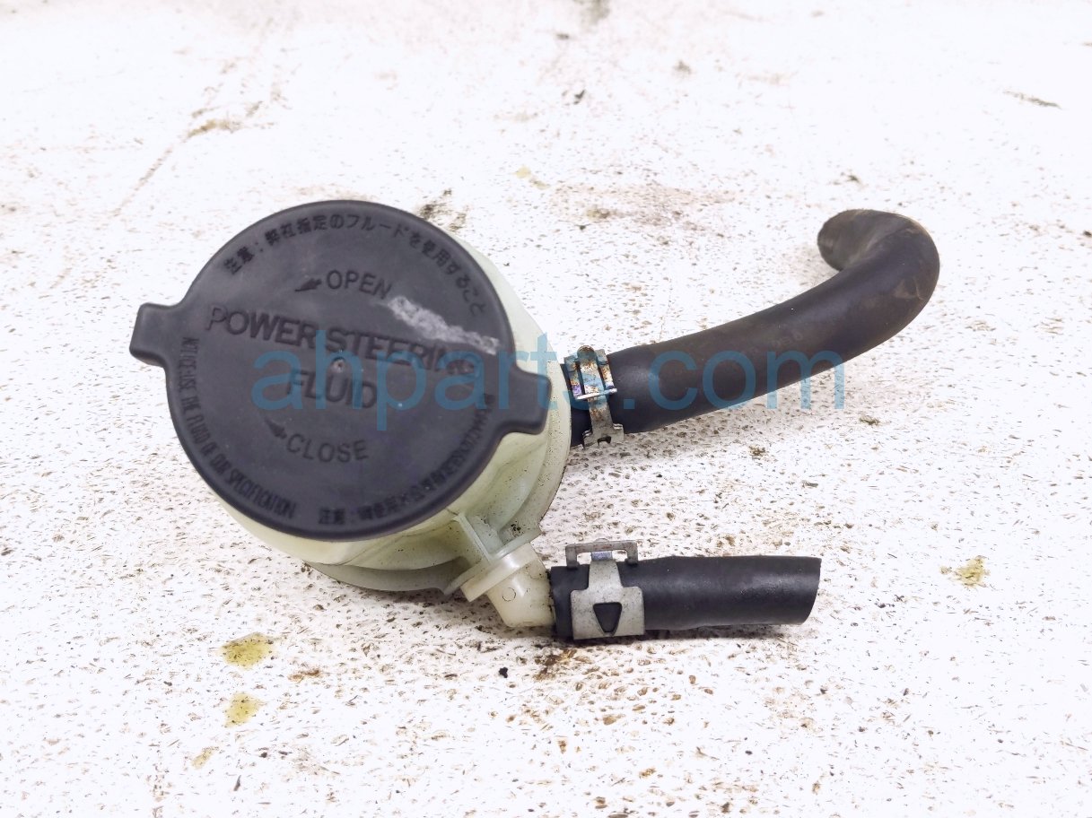 2019 Toyota Tacoma Reserve Bottle / Power Steering Reservoir Tank 3.5l 44360 04010 Replacement 2019 Toyota Tacoma Reserve Bottle / Power Steering Reservoir Tank 3.5l 44360 04010 Replacement thumbnail